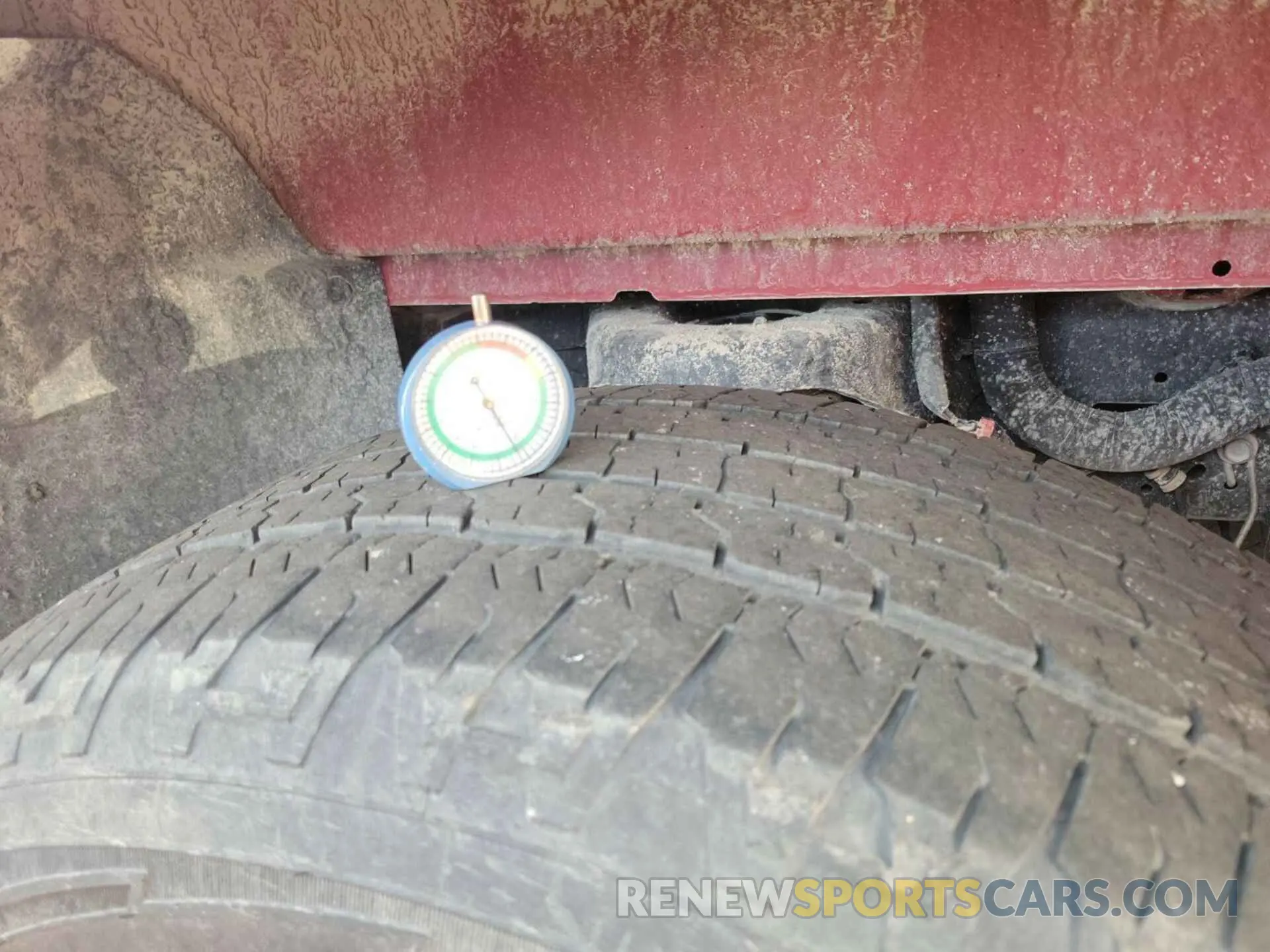 2 Photograph of a damaged car 1C6RRFFG6NN179022 RAM 1500 2022