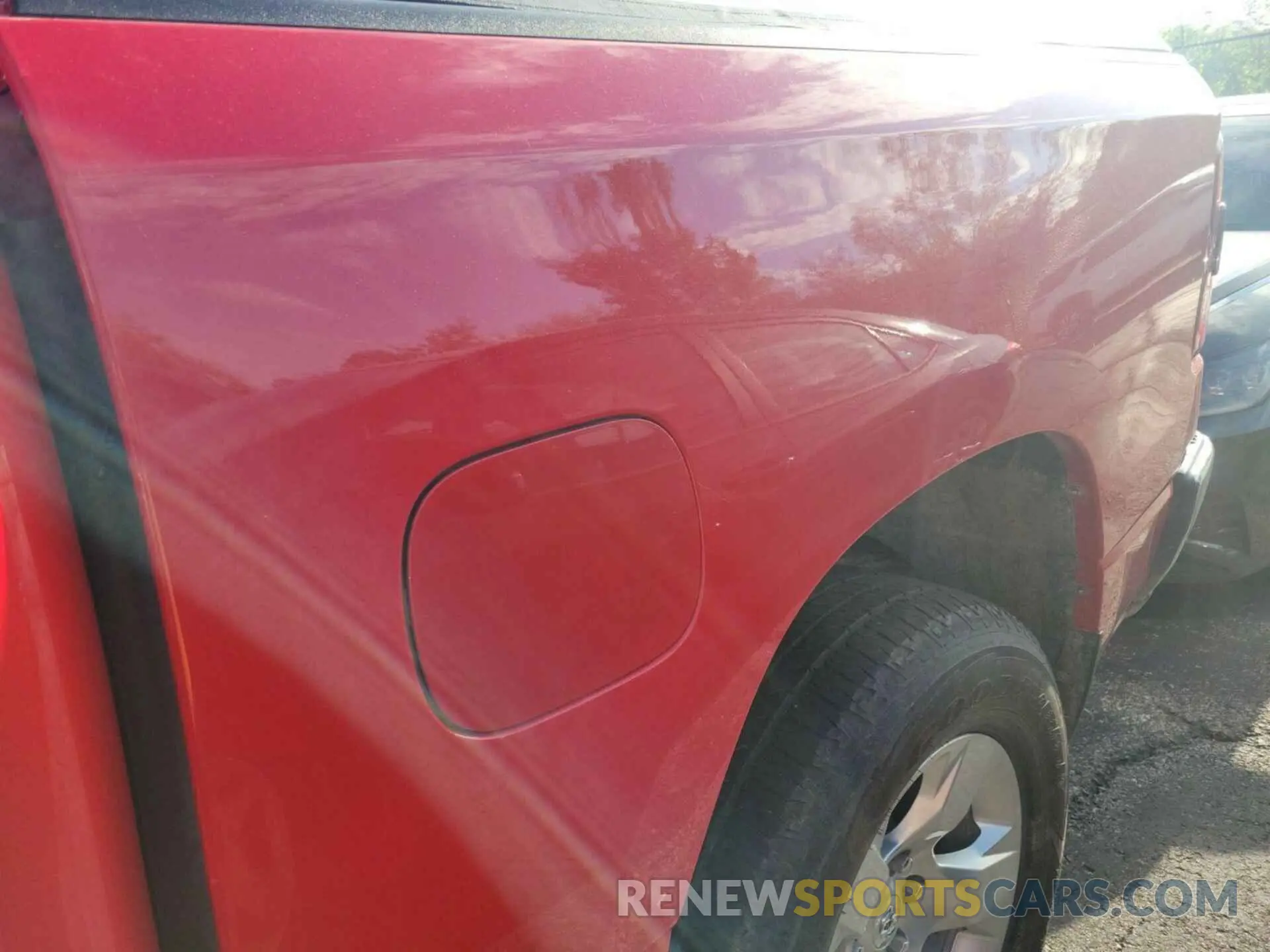30 Photograph of a damaged car 1C6RRFFG6NN179022 RAM 1500 2022