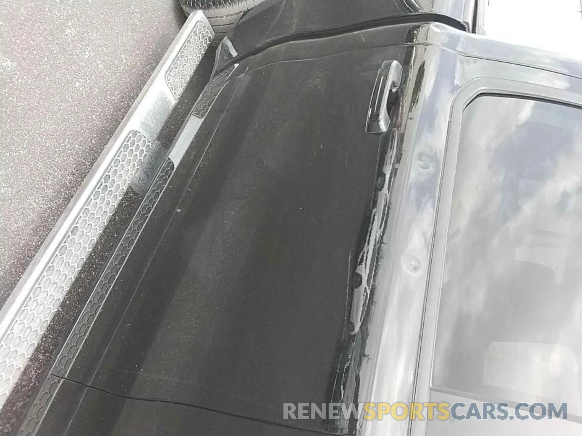 17 Photograph of a damaged car 1C6RRFFG6NN179036 RAM 1500 2022