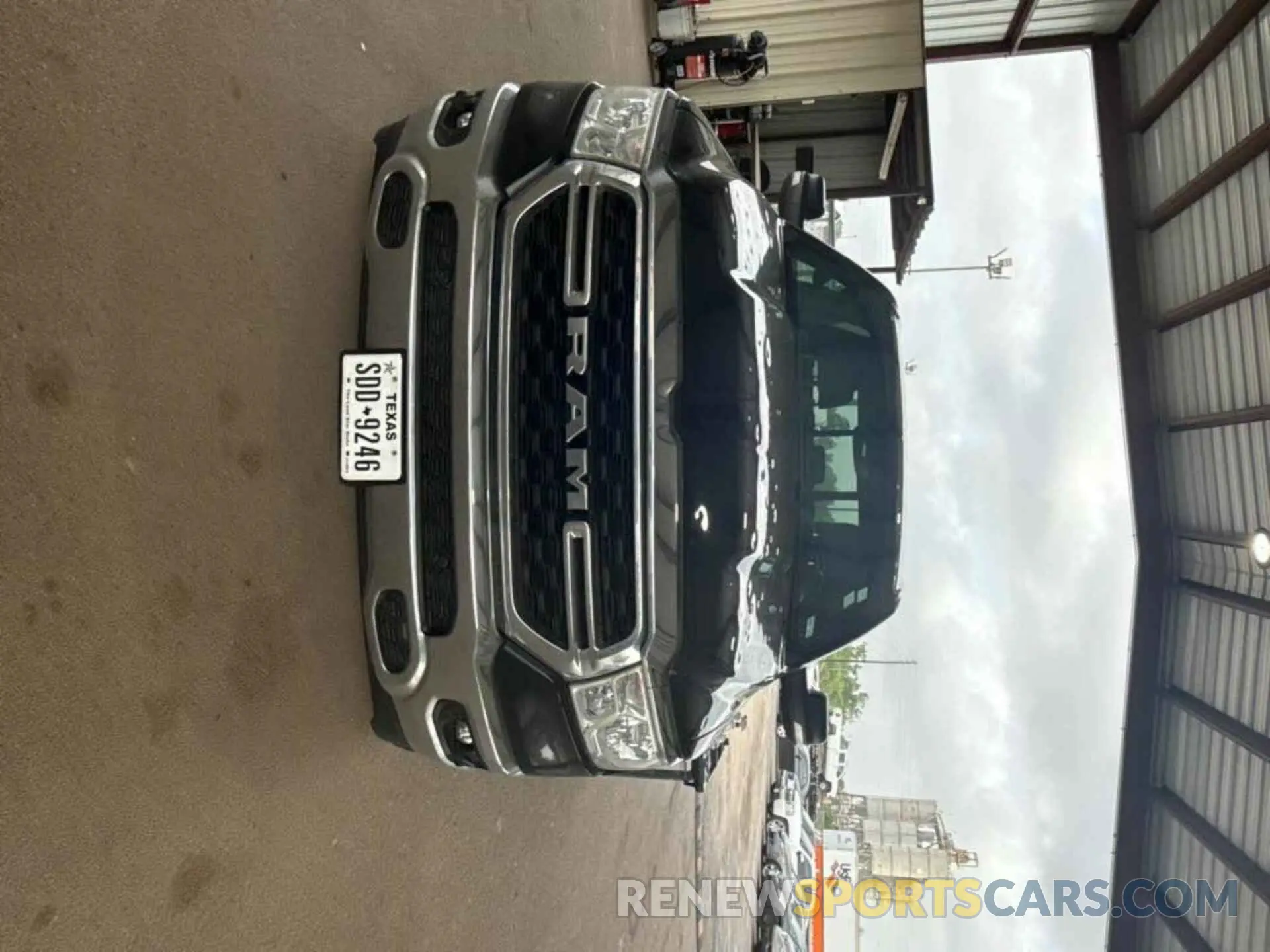 26 Photograph of a damaged car 1C6RRFFG6NN179036 RAM 1500 2022