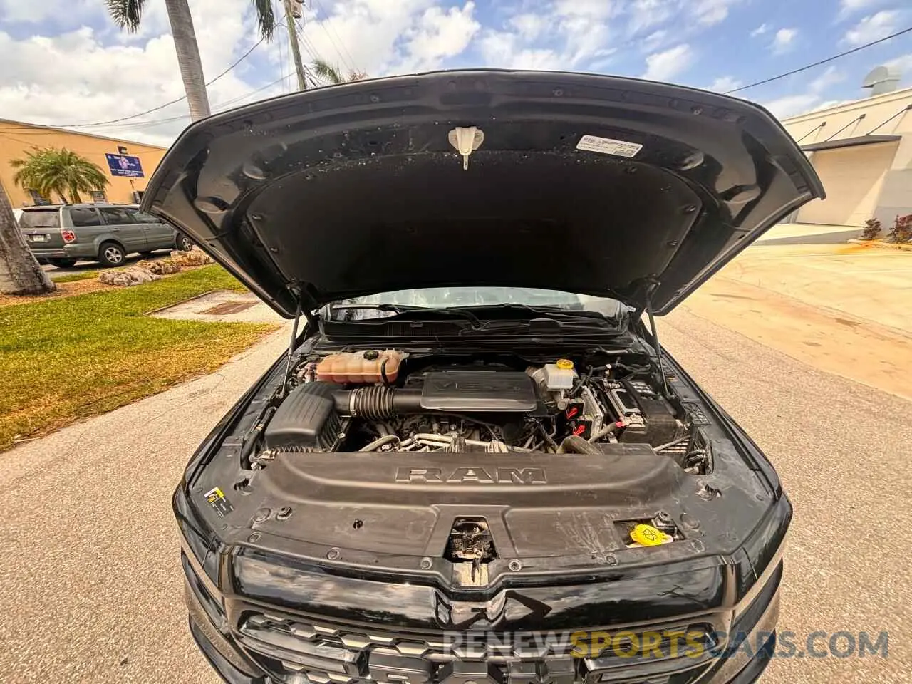 7 Photograph of a damaged car 1C6RRFFG6NN283316 RAM 1500 2022