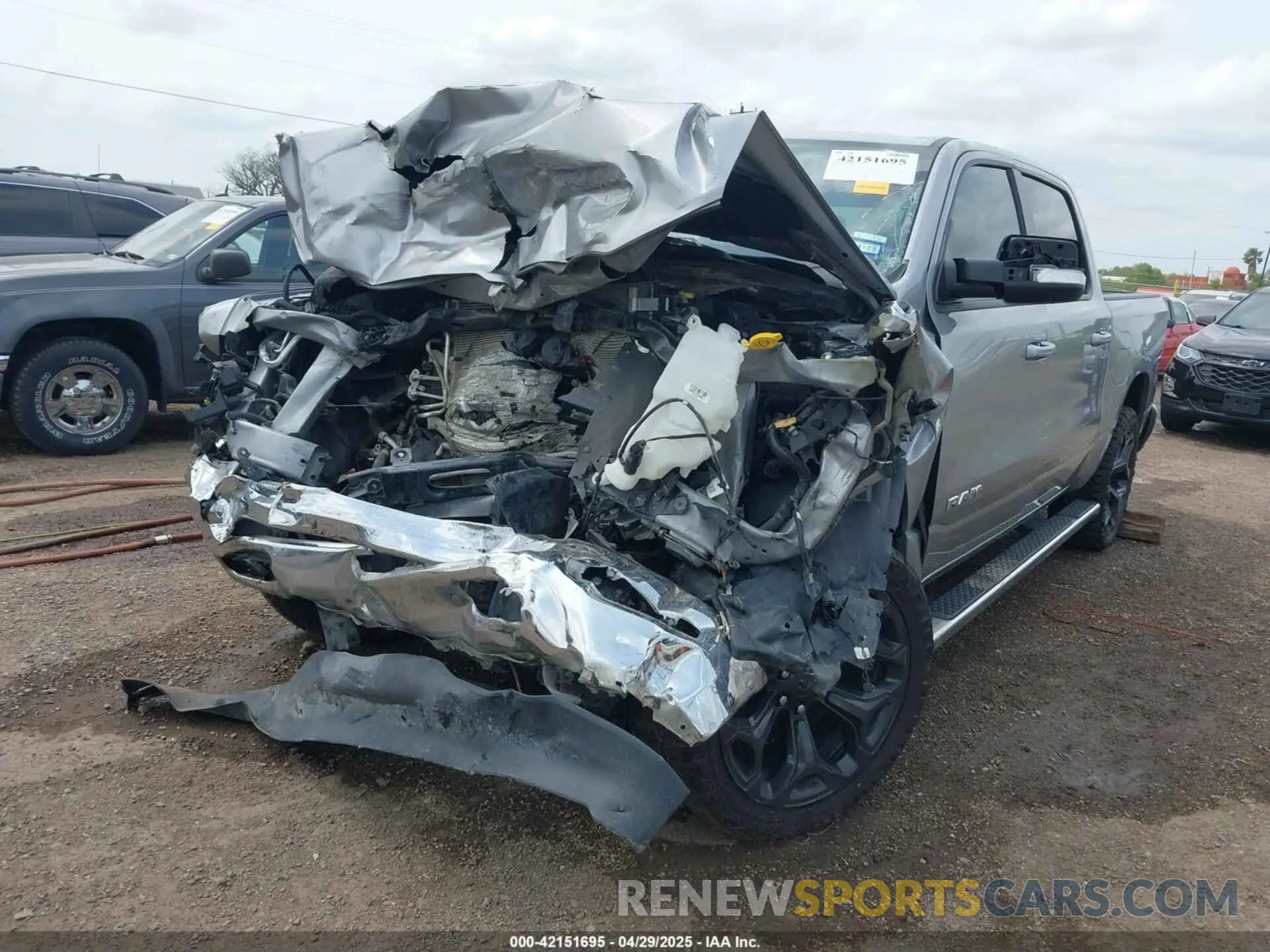 2 Photograph of a damaged car 1C6RRFFG6NN343191 RAM 1500 2022