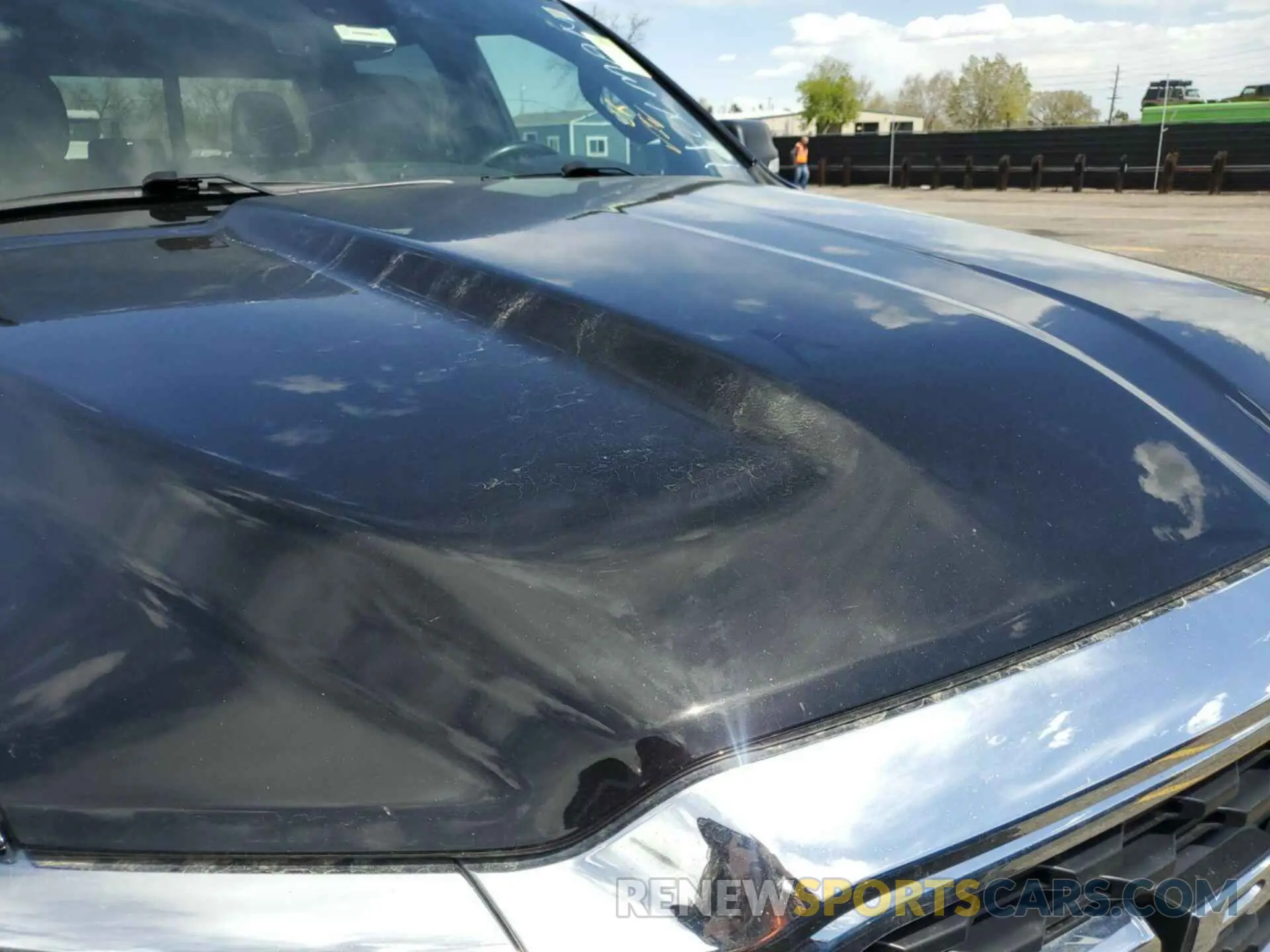 12 Photograph of a damaged car 1C6RRFFG7NN190935 RAM 1500 2022