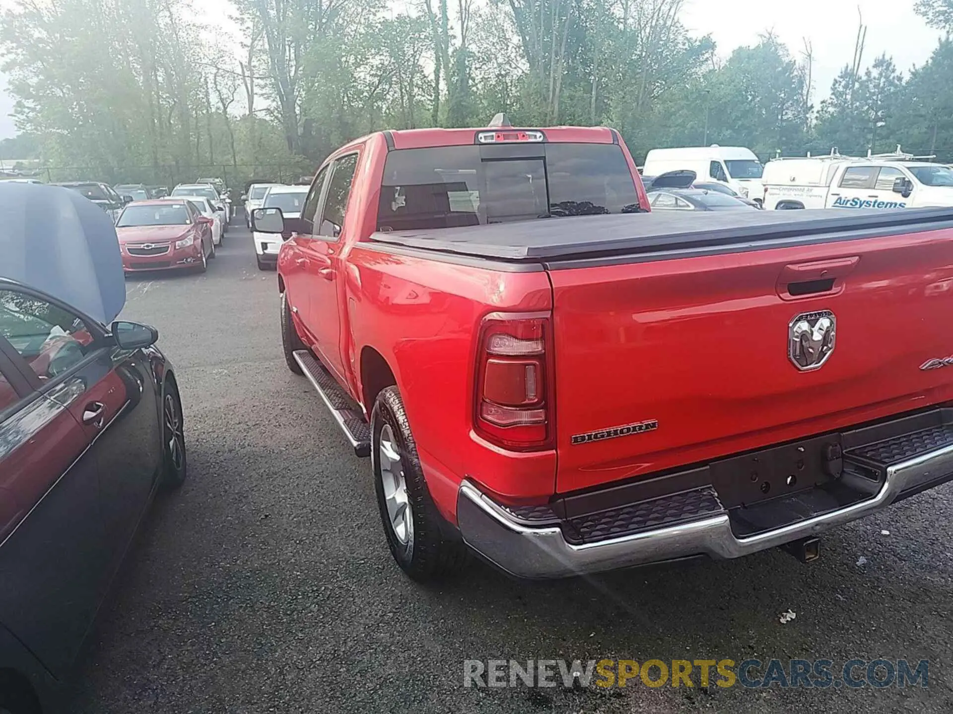 16 Photograph of a damaged car 1C6RRFFG8NN190927 RAM 1500 2022