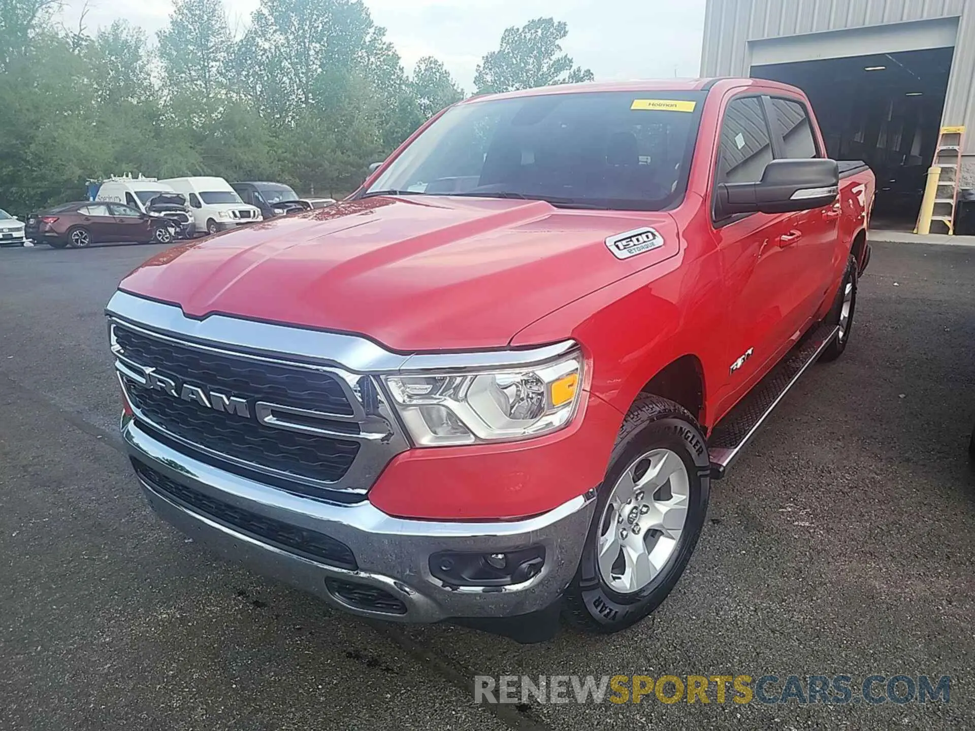 5 Photograph of a damaged car 1C6RRFFG8NN190927 RAM 1500 2022