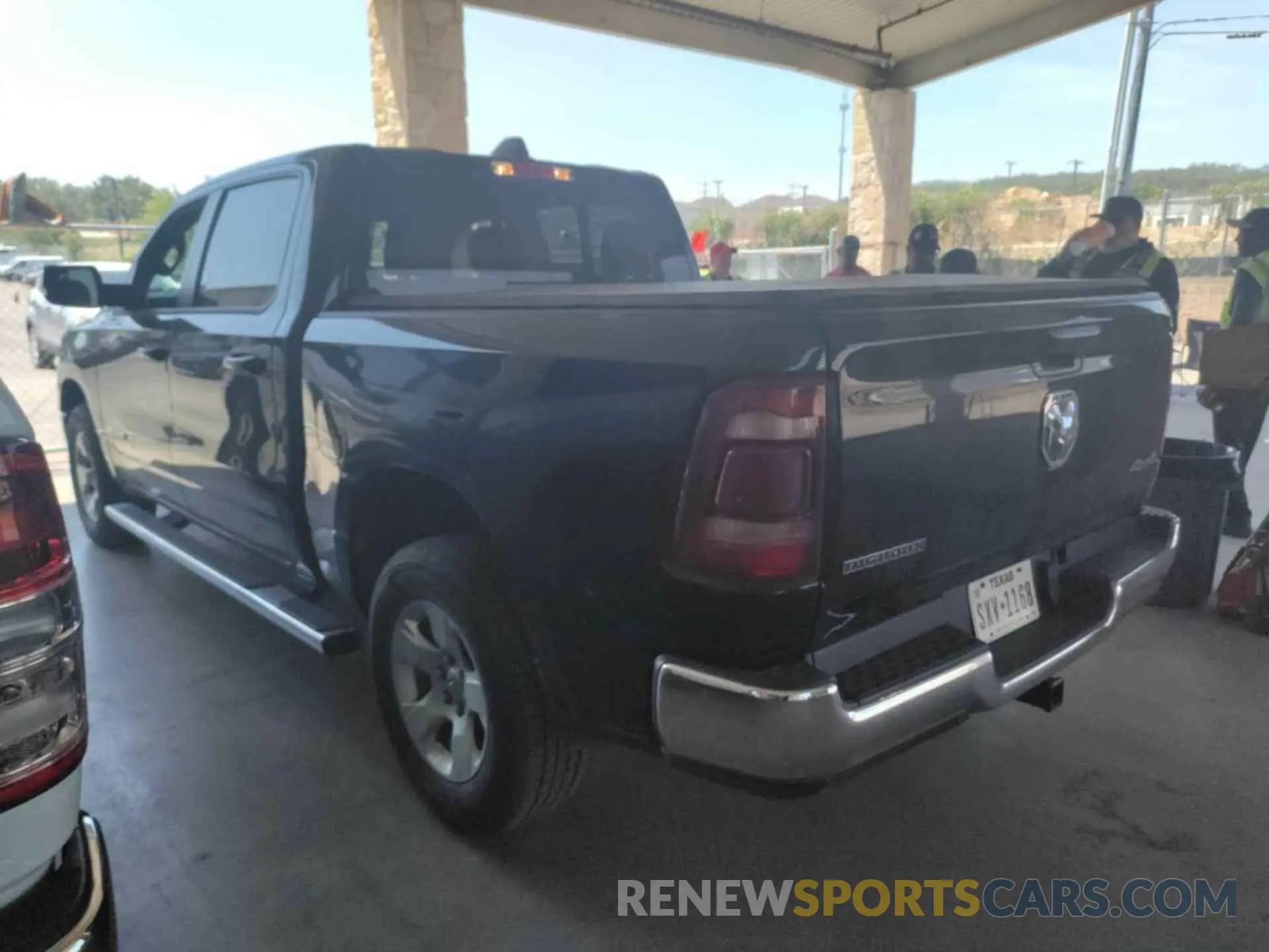 3 Photograph of a damaged car 1C6RRFFG8NN190930 RAM 1500 2022