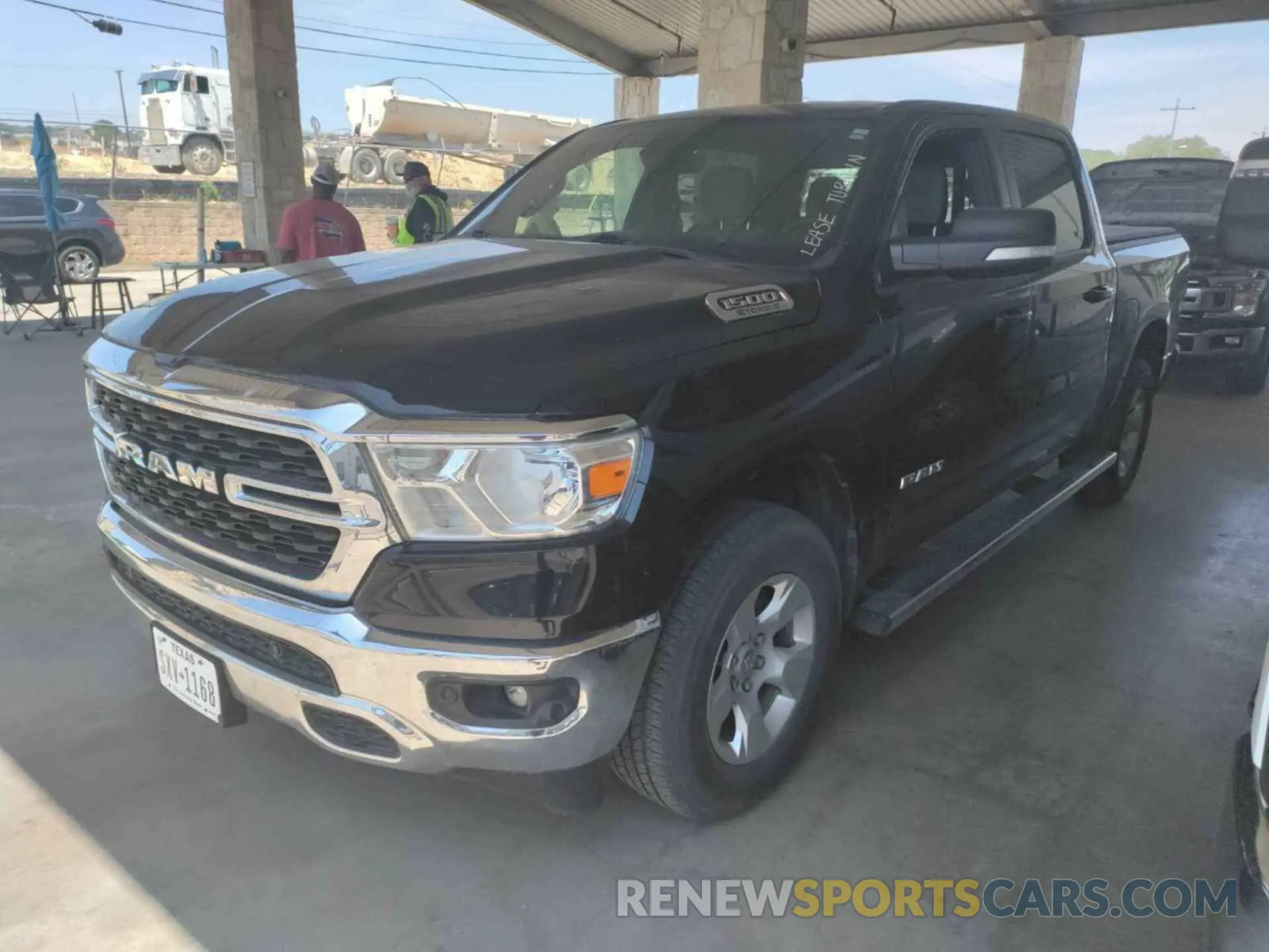 8 Photograph of a damaged car 1C6RRFFG8NN190930 RAM 1500 2022