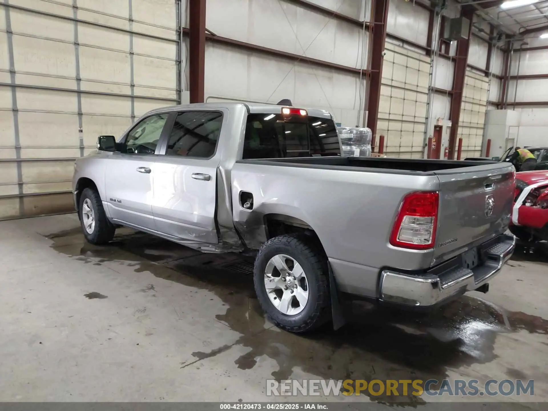 3 Photograph of a damaged car 1C6RRFFG8NN298125 RAM 1500 2022