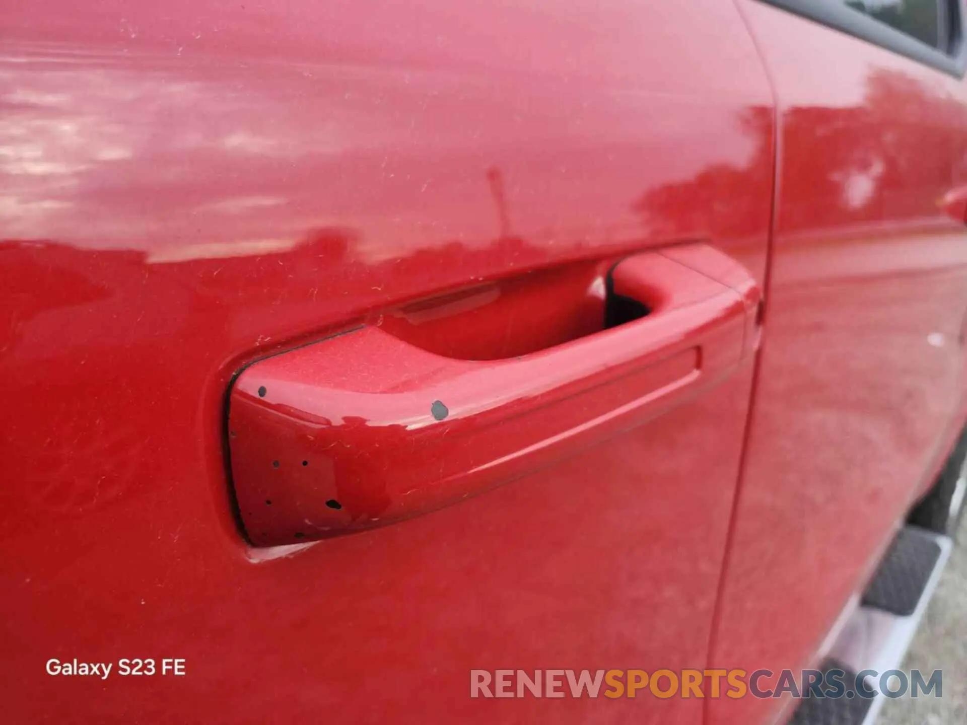 27 Photograph of a damaged car 1C6RRFFG9NN187809 RAM 1500 2022