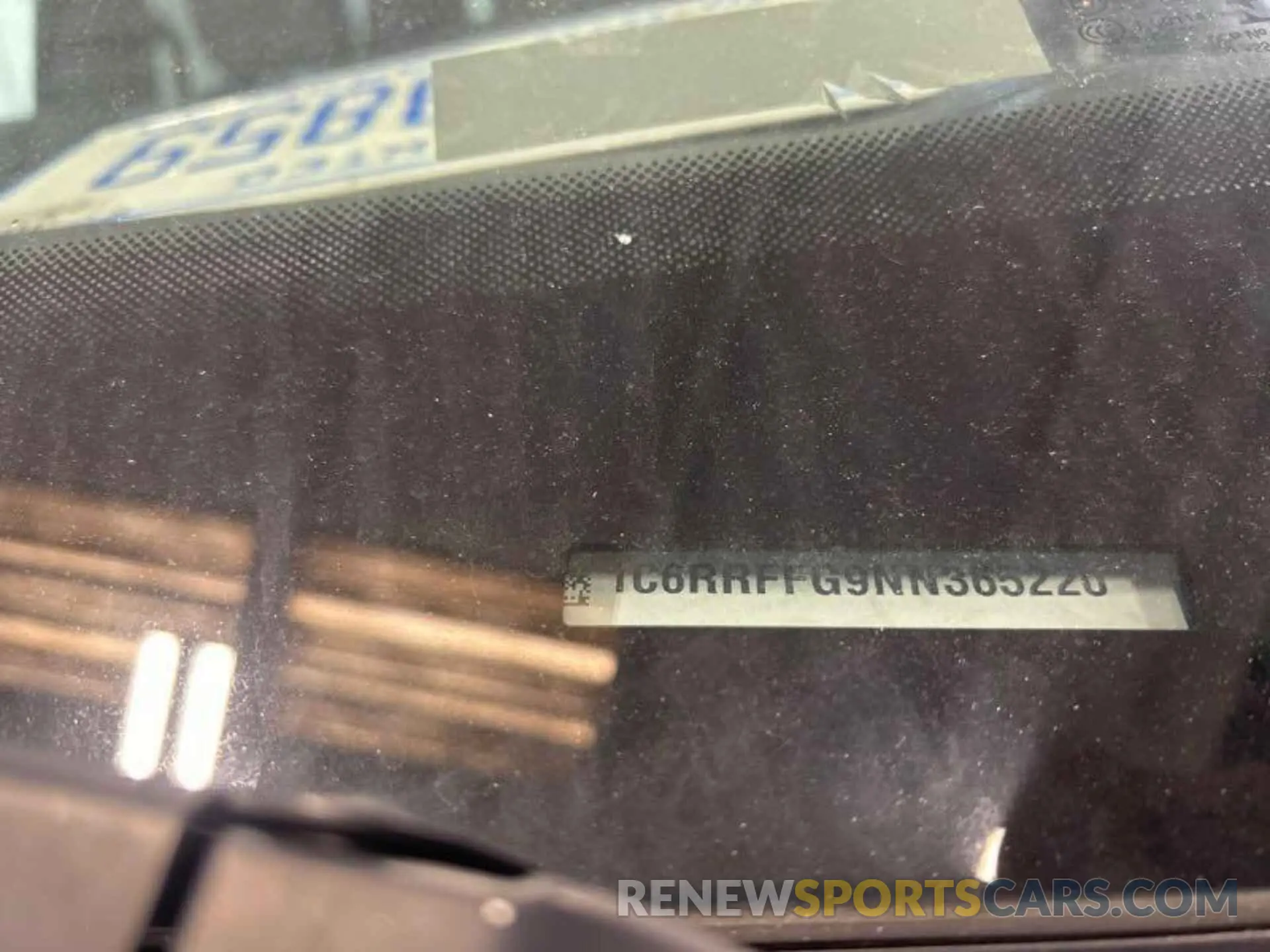 8 Photograph of a damaged car 1C6RRFFG9NN365220 RAM 1500 2022