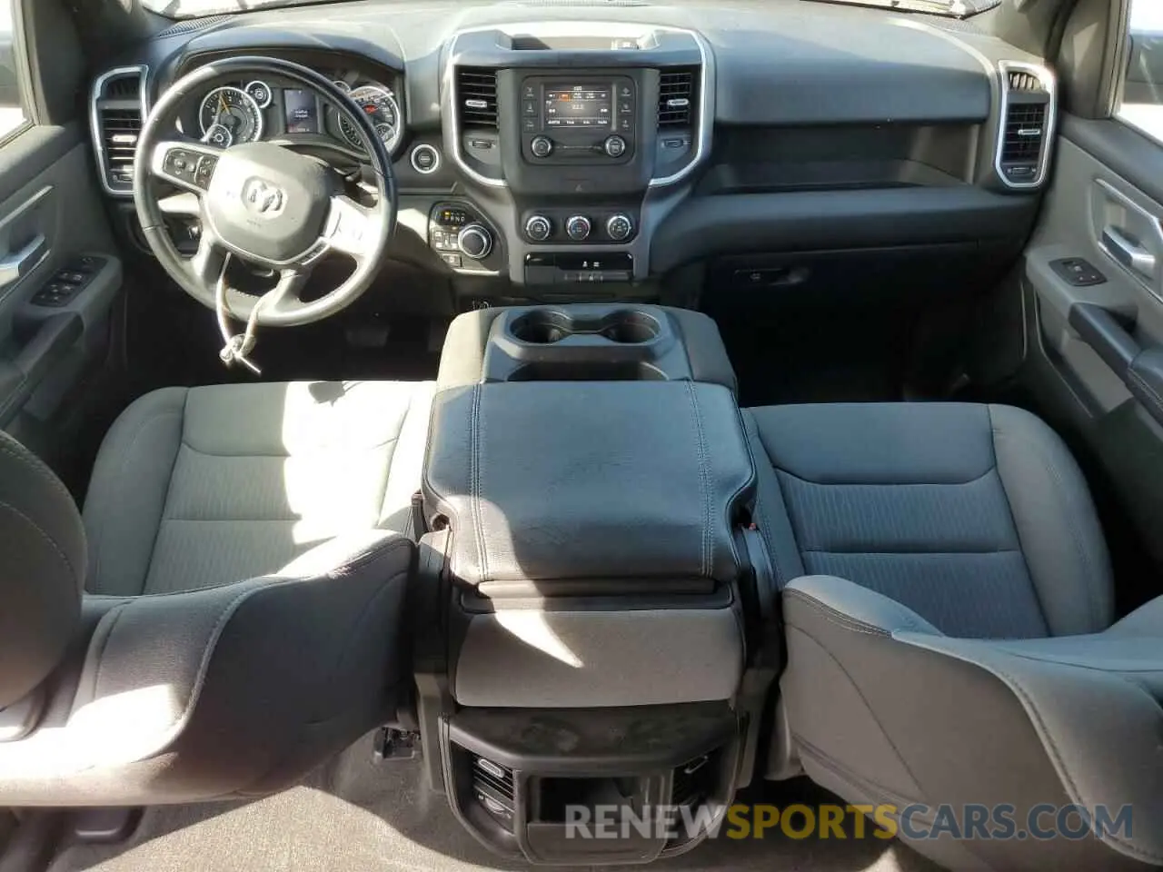 8 Photograph of a damaged car 1C6RRFFGXNN233292 RAM 1500 2022