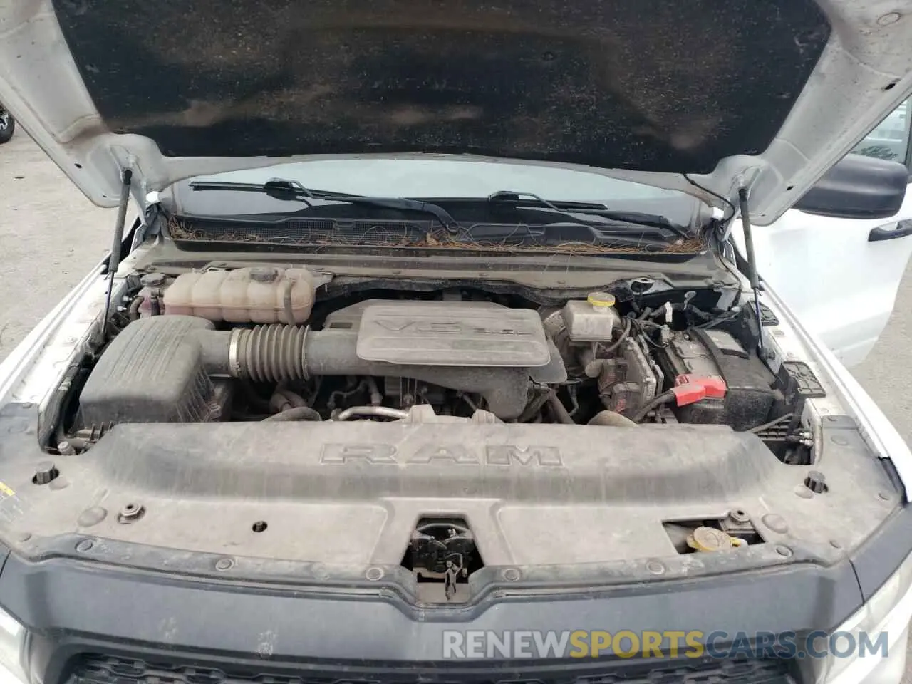 11 Photograph of a damaged car 1C6RRFGG8NN241874 RAM 1500 2022