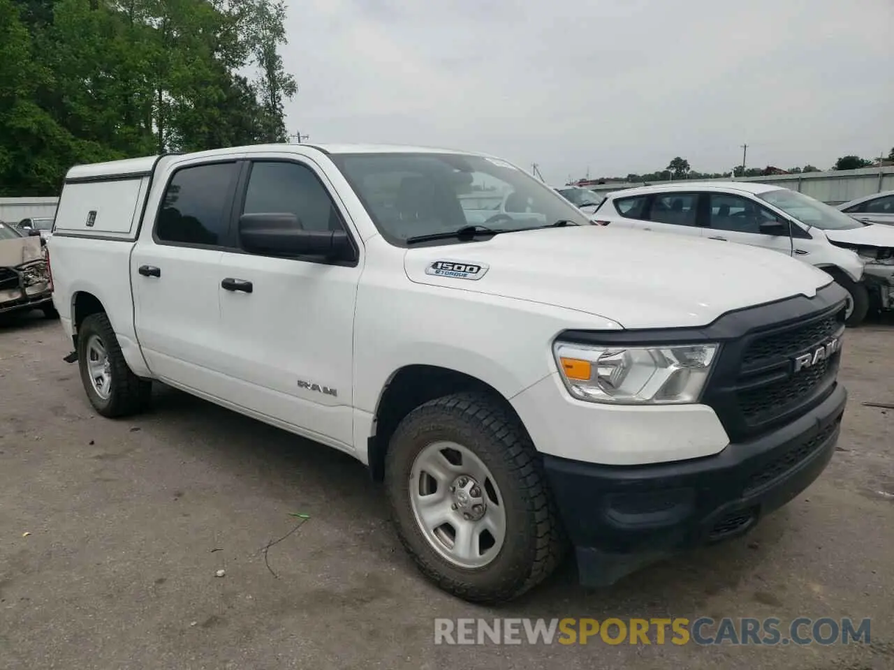 4 Photograph of a damaged car 1C6RRFGG8NN241874 RAM 1500 2022