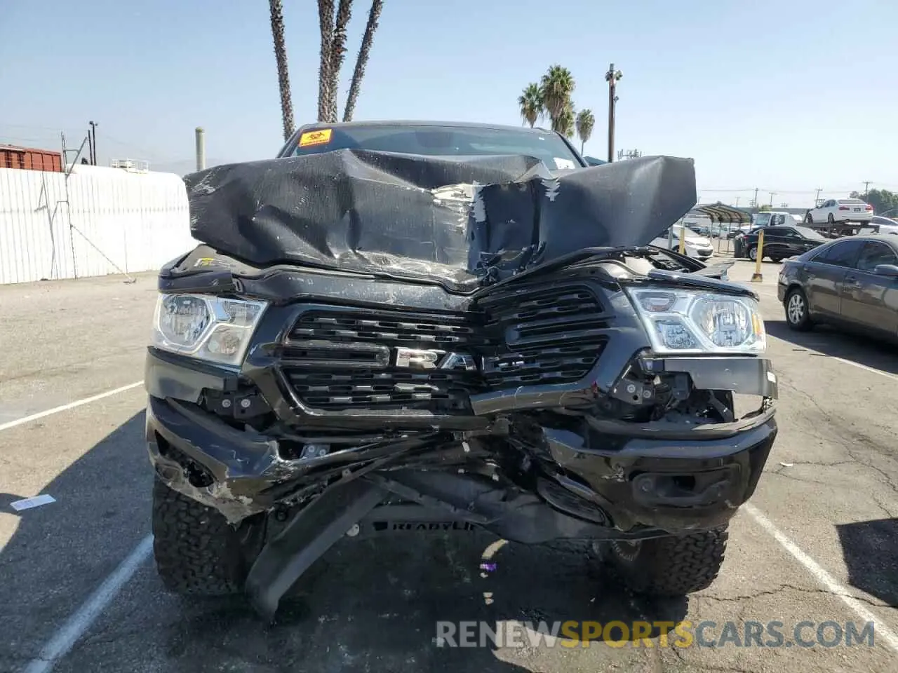 5 Photograph of a damaged car 1C6RRFMG7NN441178 RAM 1500 2022