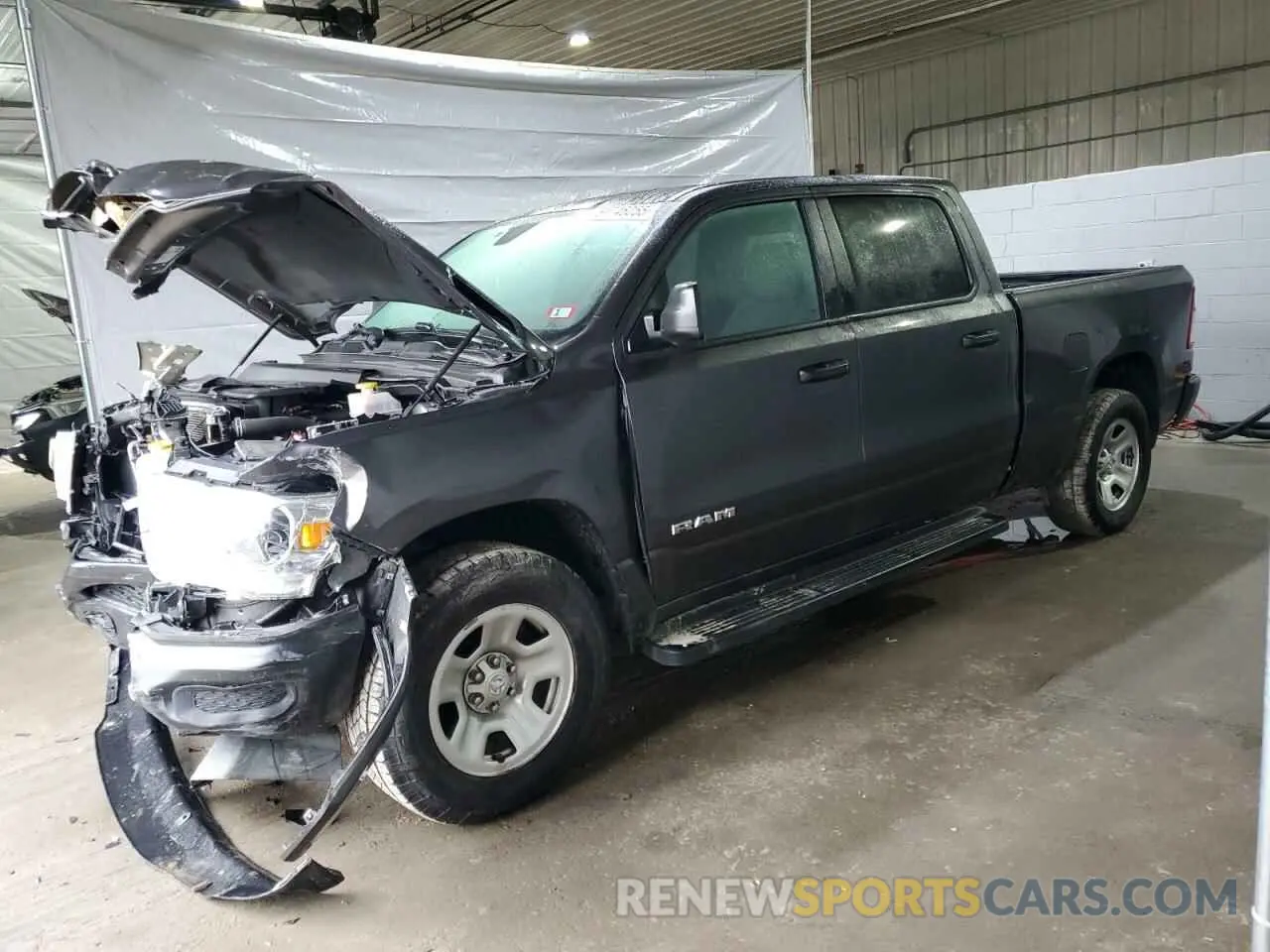 1 Photograph of a damaged car 1C6RRFNGXNN333734 RAM 1500 2022