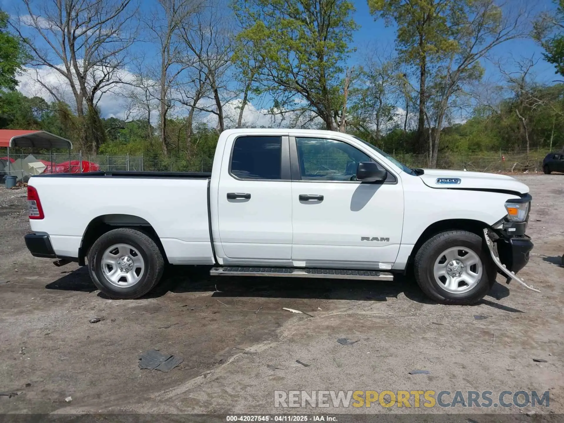 13 Photograph of a damaged car 1C6SRECG1NN268755 RAM 1500 2022