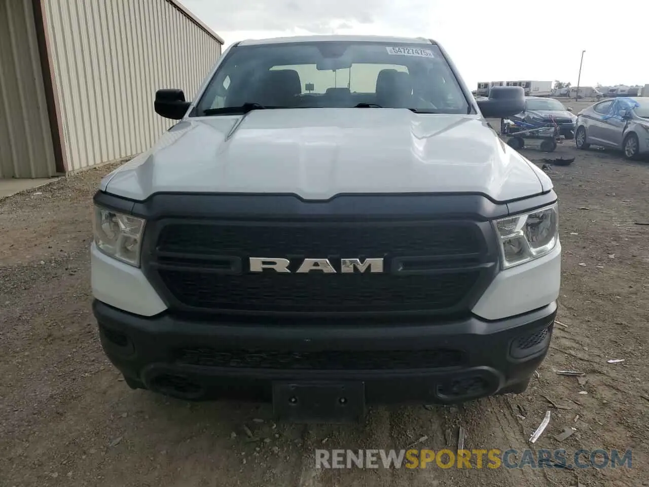 5 Photograph of a damaged car 1C6SRECG7NN211556 RAM 1500 2022
