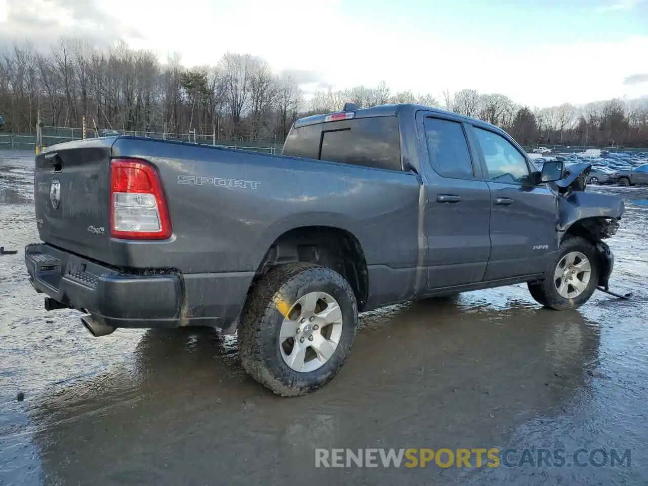 3 Photograph of a damaged car 1C6SRFBT0NN141502 RAM 1500 2022