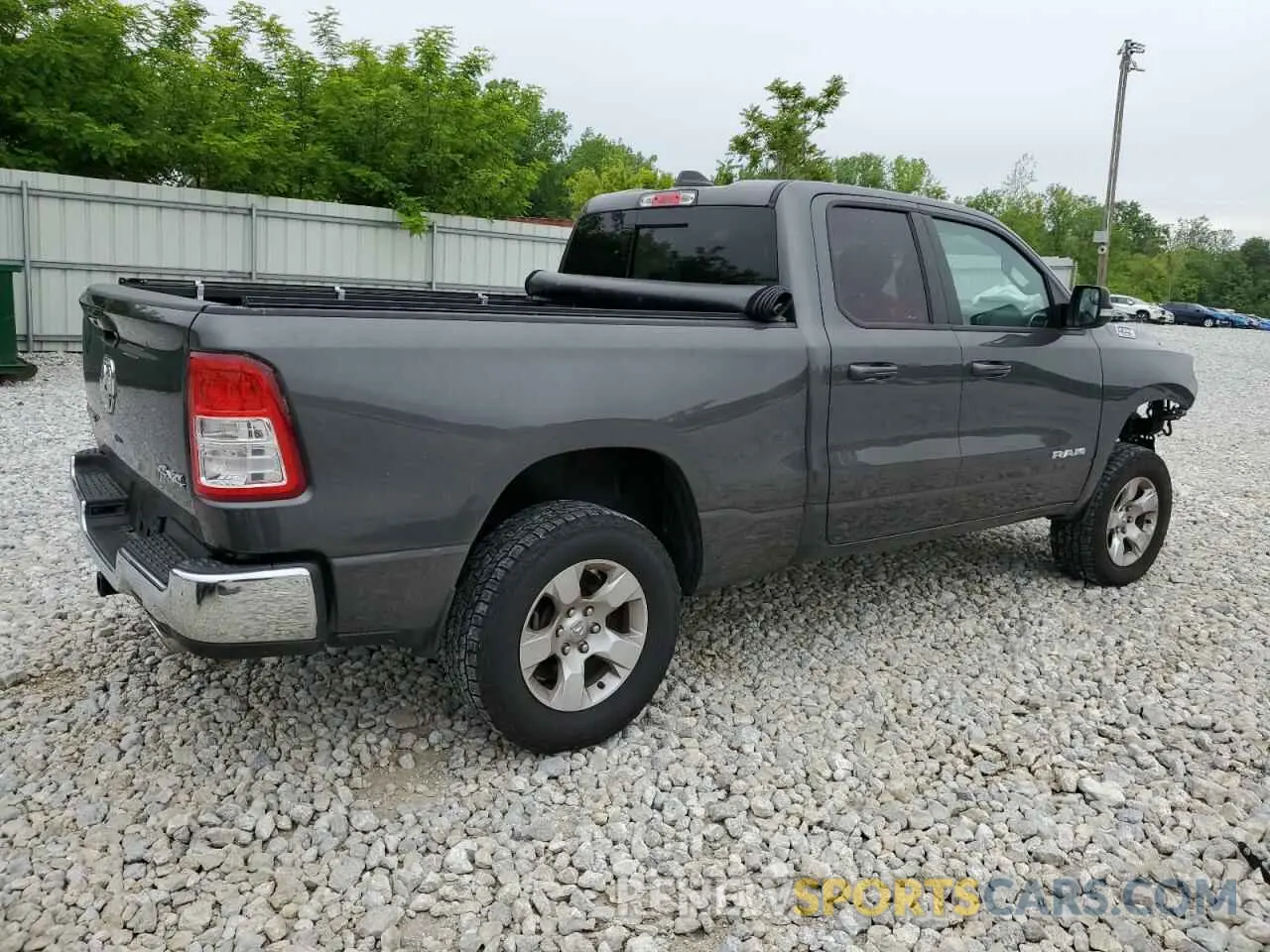 3 Photograph of a damaged car 1C6SRFBT1NN161404 RAM 1500 2022