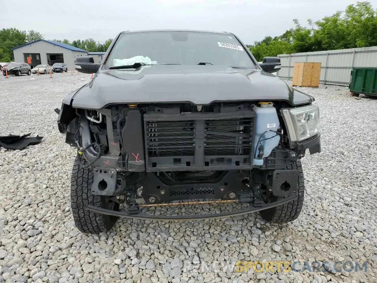 5 Photograph of a damaged car 1C6SRFBT1NN161404 RAM 1500 2022