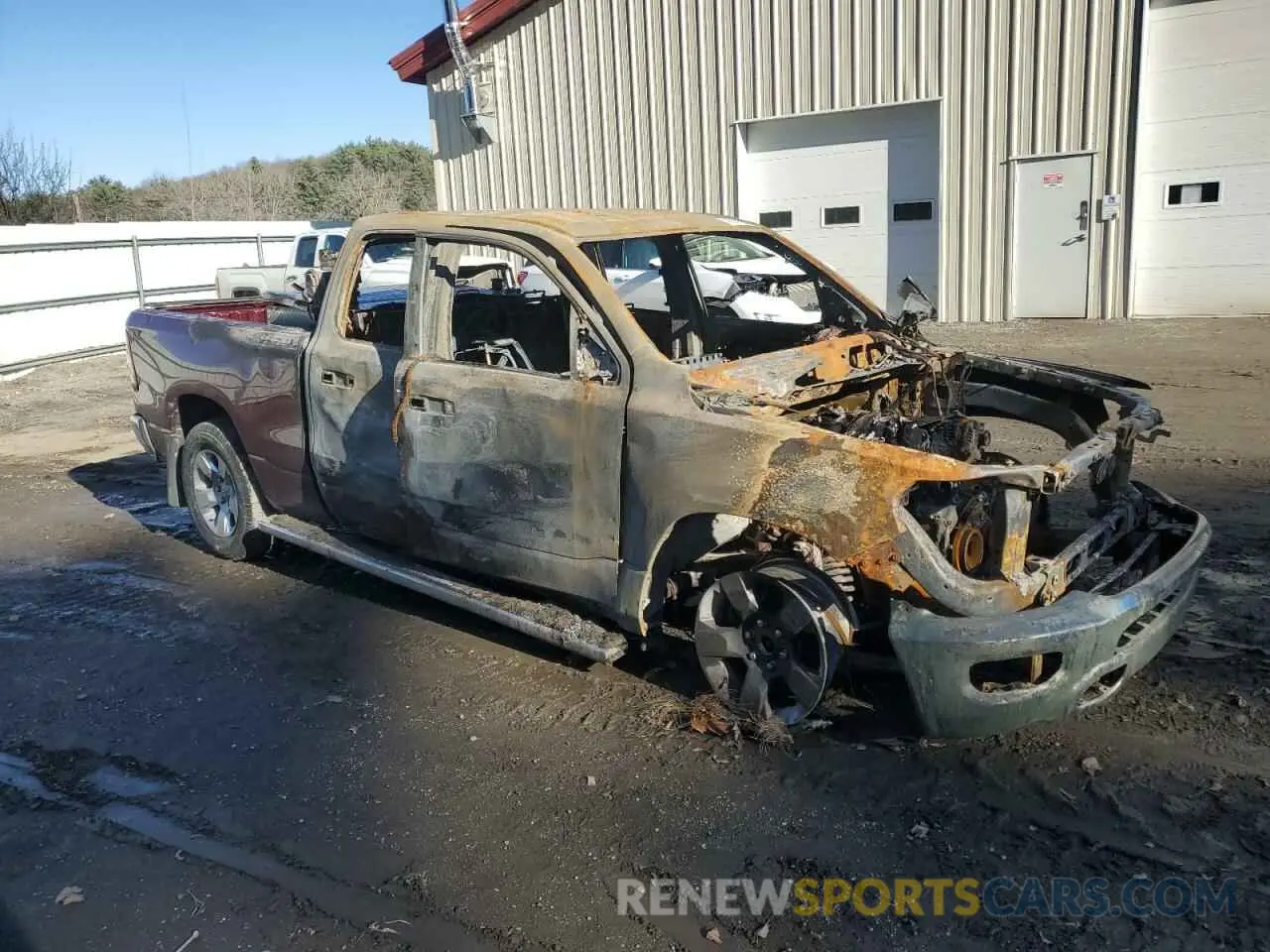 4 Photograph of a damaged car 1C6SRFBT1NN162956 RAM 1500 2022