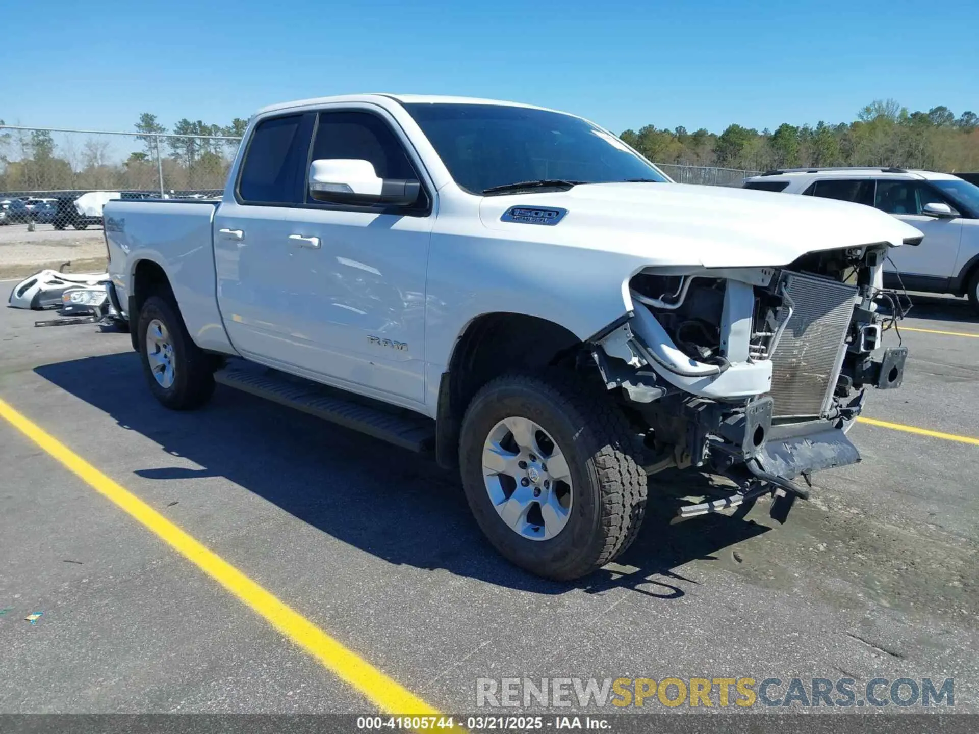 1 Photograph of a damaged car 1C6SRFBT1NN389824 RAM 1500 2022