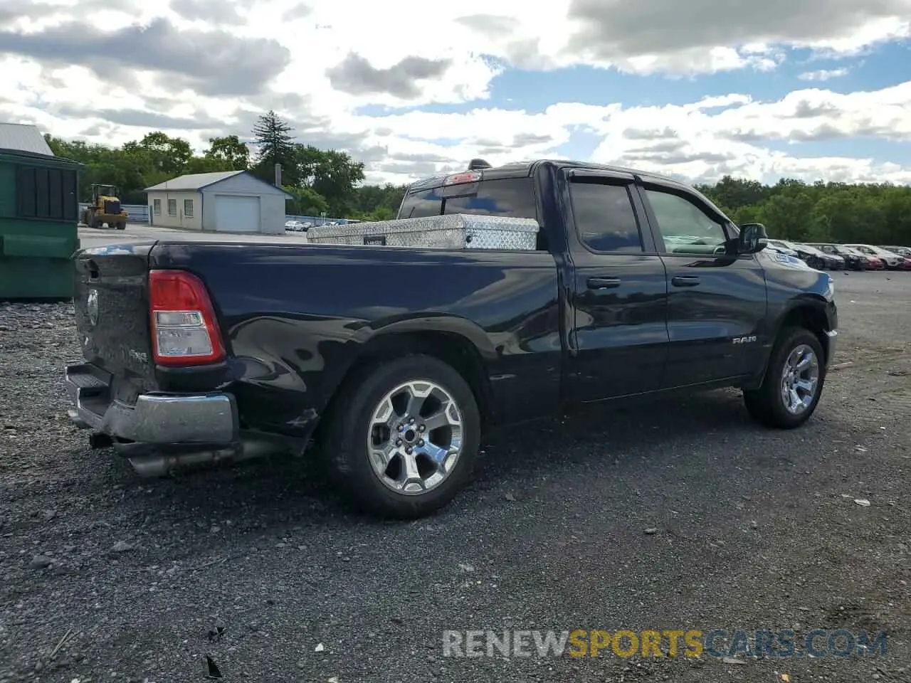 3 Photograph of a damaged car 1C6SRFBT2NN239009 RAM 1500 2022