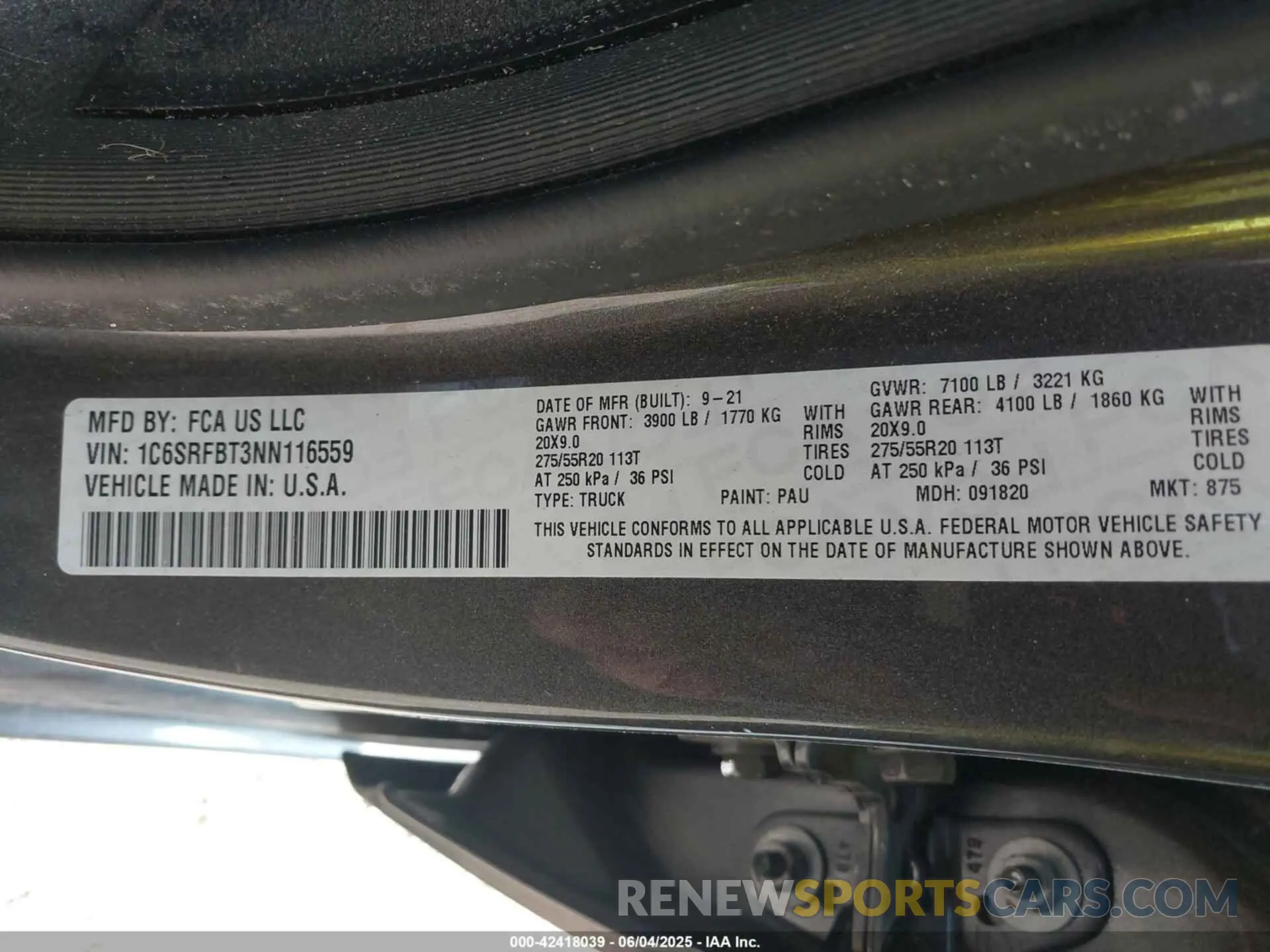 9 Photograph of a damaged car 1C6SRFBT3NN116559 RAM 1500 2022