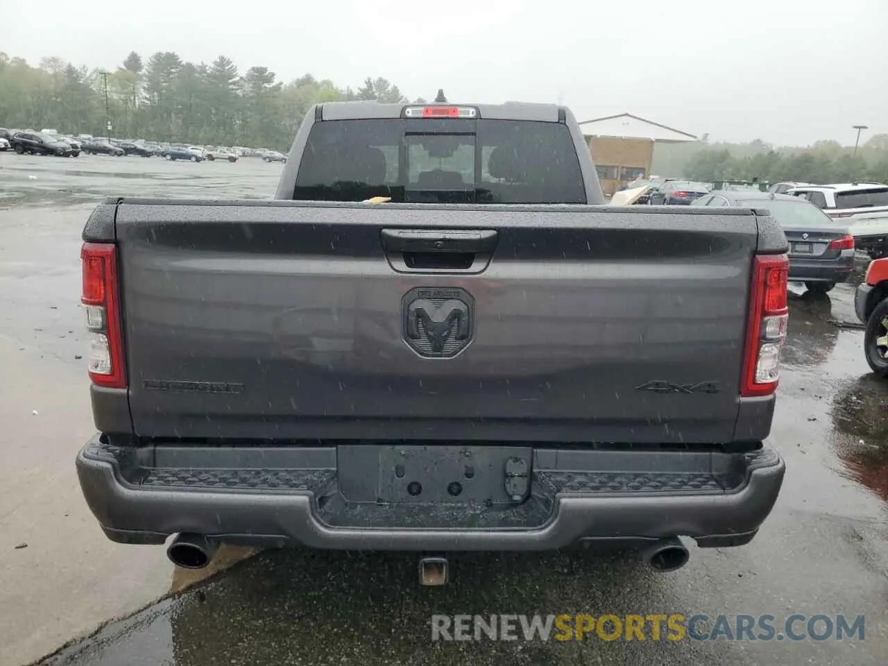 6 Photograph of a damaged car 1C6SRFBT3NN133071 RAM 1500 2022