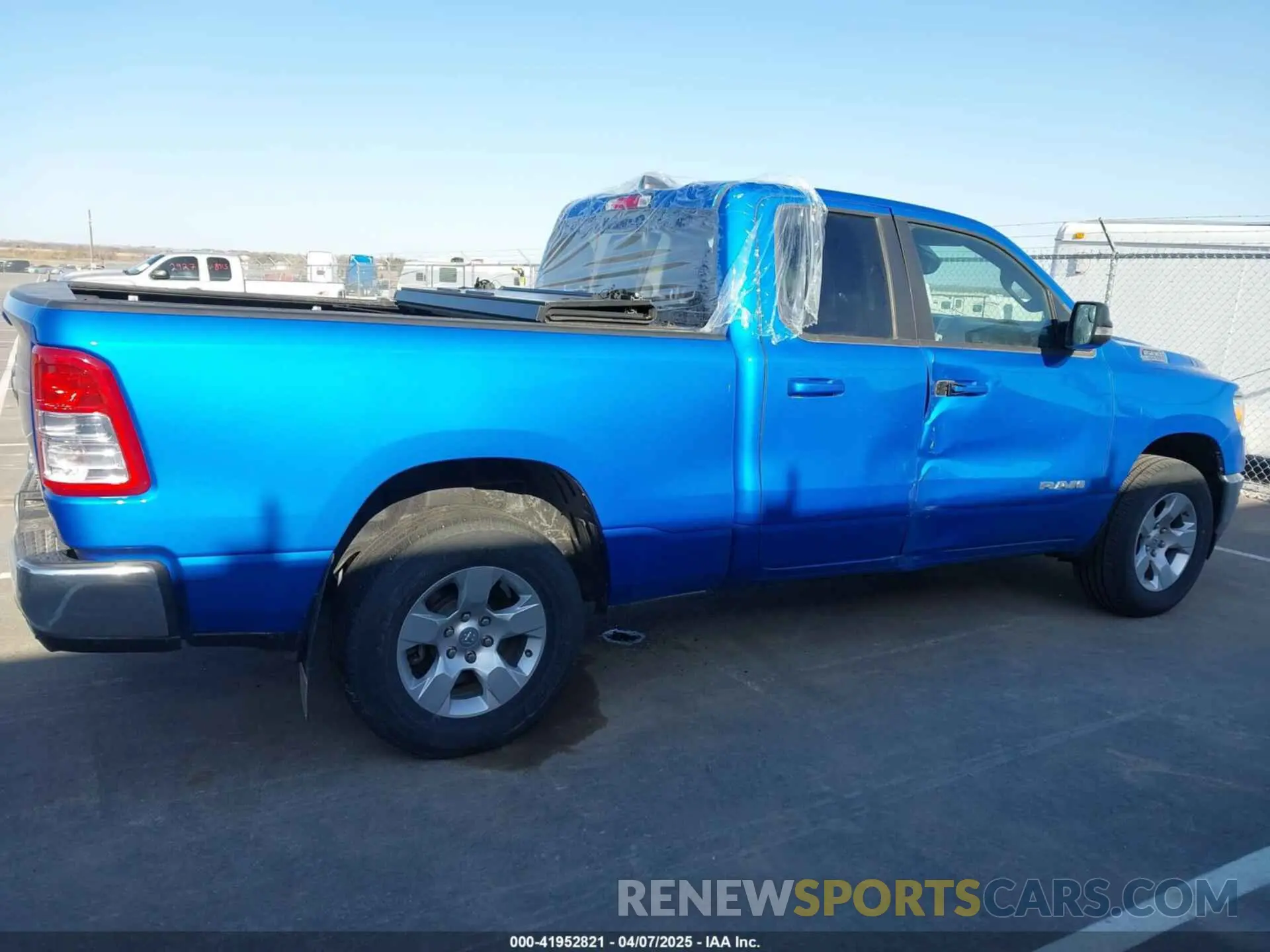 13 Photograph of a damaged car 1C6SRFBT3NN162845 RAM 1500 2022