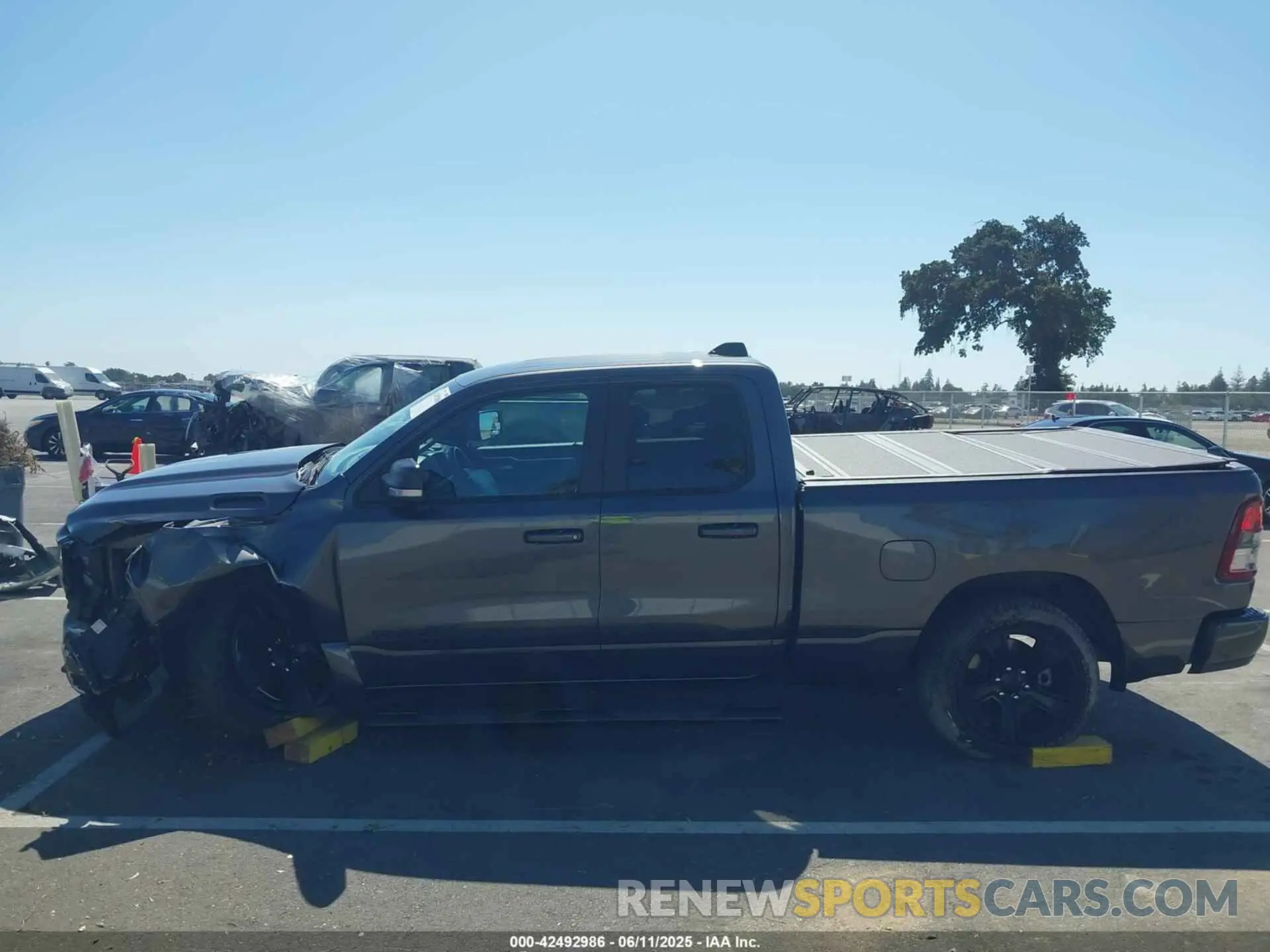 14 Photograph of a damaged car 1C6SRFBT3NN184201 RAM 1500 2022