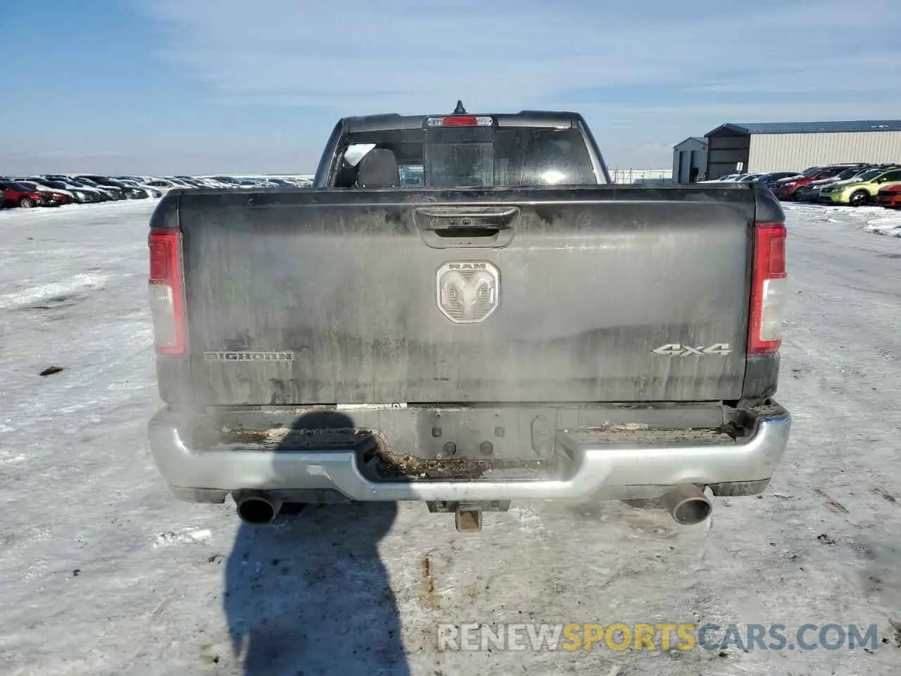 6 Photograph of a damaged car 1C6SRFBT3NN327941 RAM 1500 2022