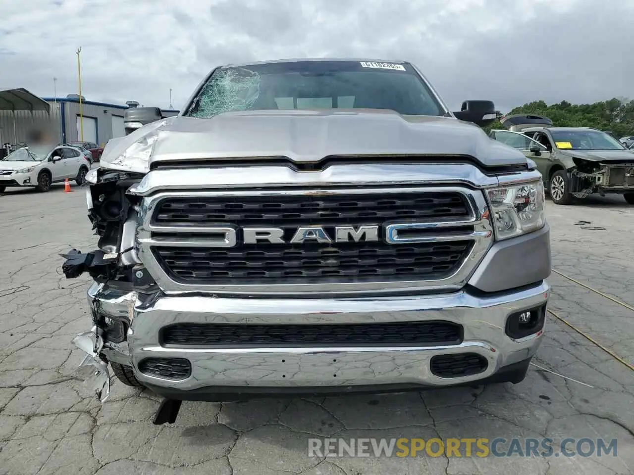 5 Photograph of a damaged car 1C6SRFBT4NN327673 RAM 1500 2022
