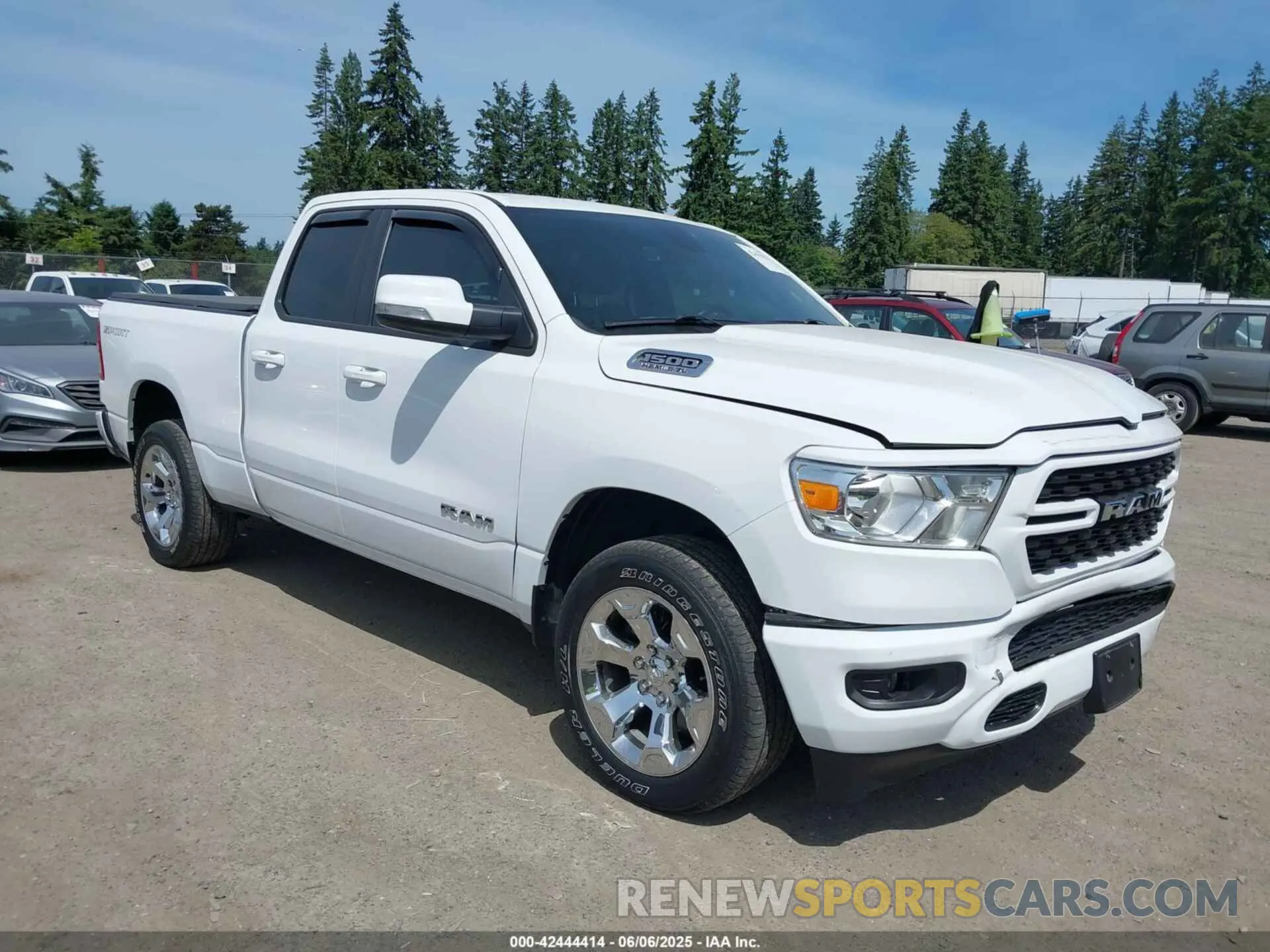 1 Photograph of a damaged car 1C6SRFBT6NN164539 RAM 1500 2022