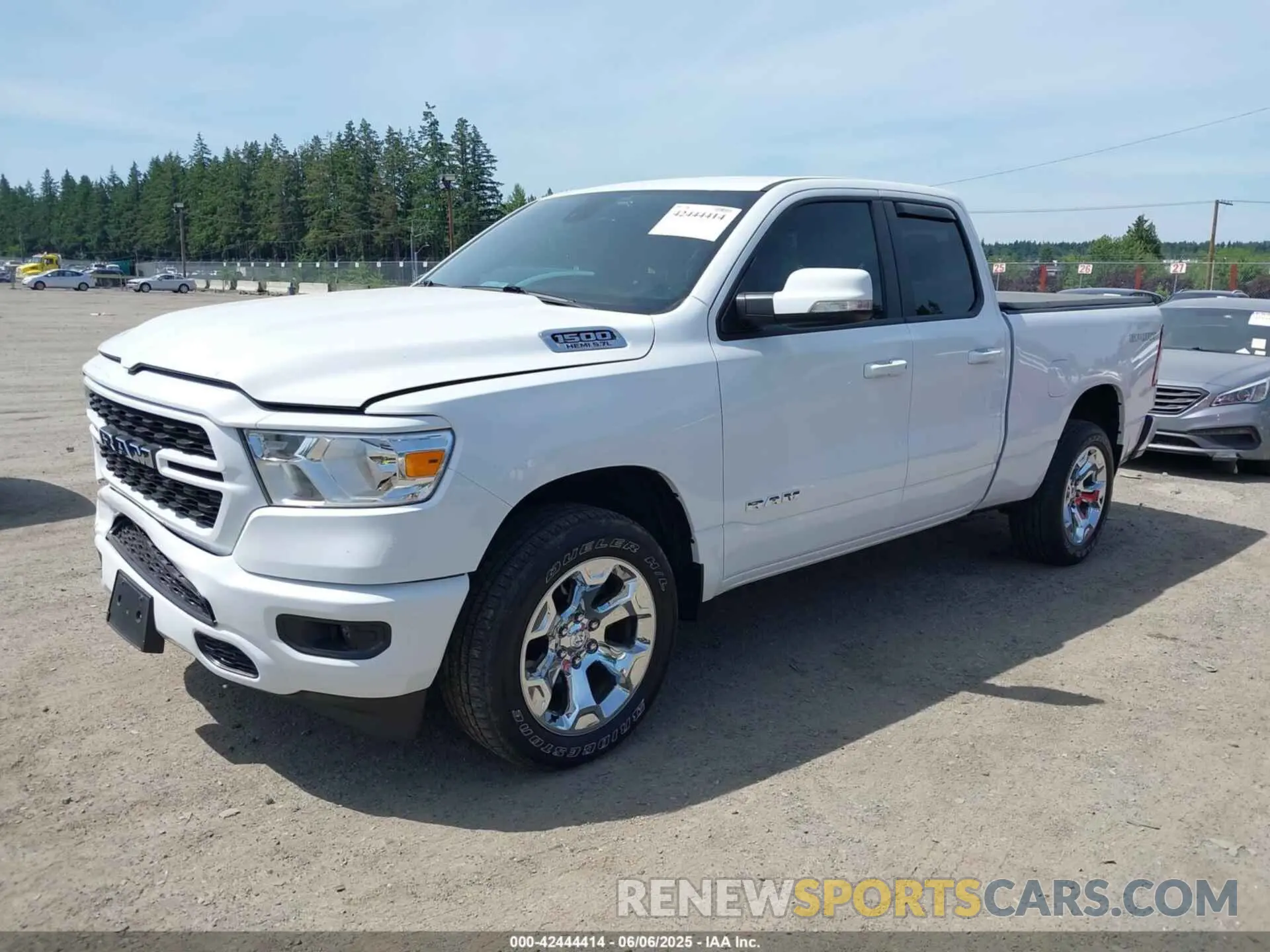 2 Photograph of a damaged car 1C6SRFBT6NN164539 RAM 1500 2022