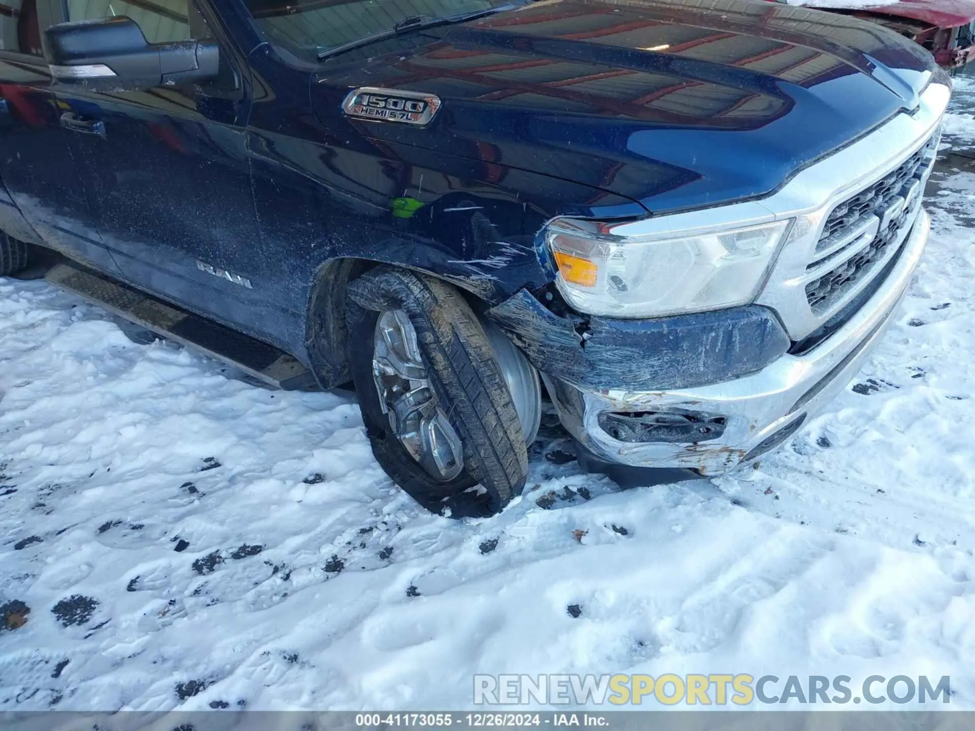 6 Photograph of a damaged car 1C6SRFBT8NN235367 RAM 1500 2022