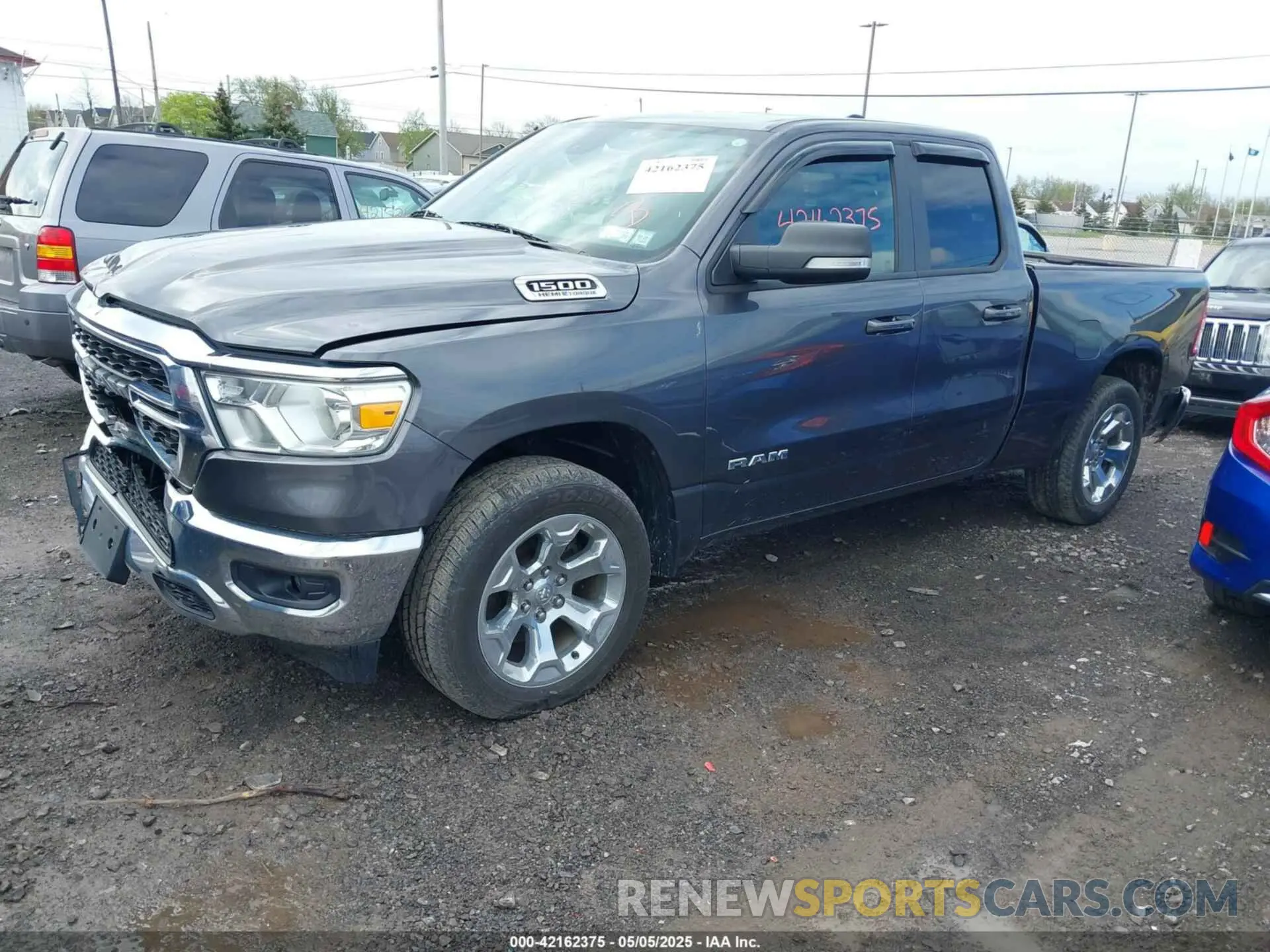 2 Photograph of a damaged car 1C6SRFBT8NN445547 RAM 1500 2022