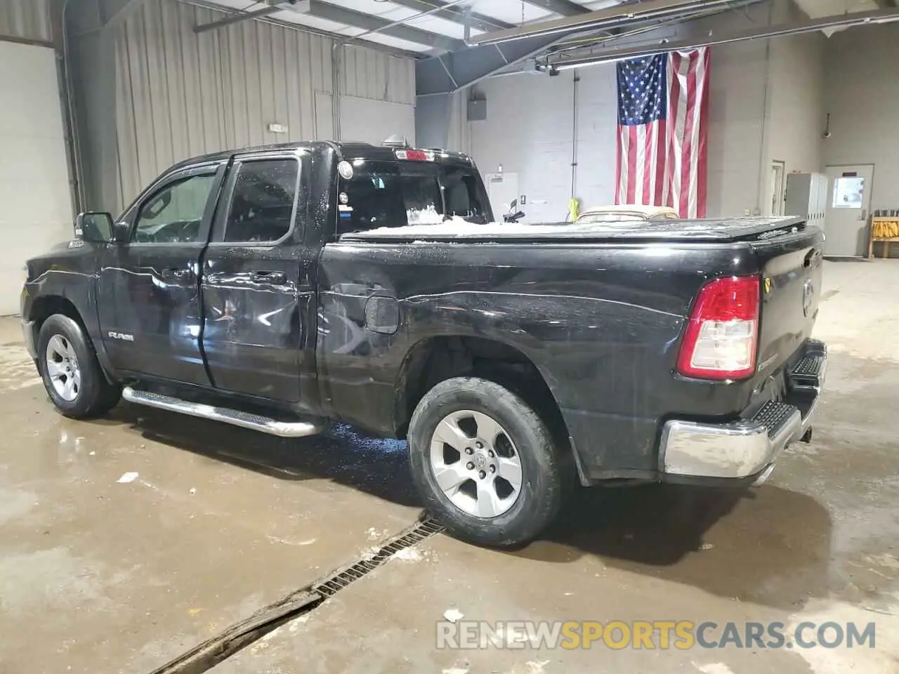 2 Photograph of a damaged car 1C6SRFBT9NN186423 RAM 1500 2022