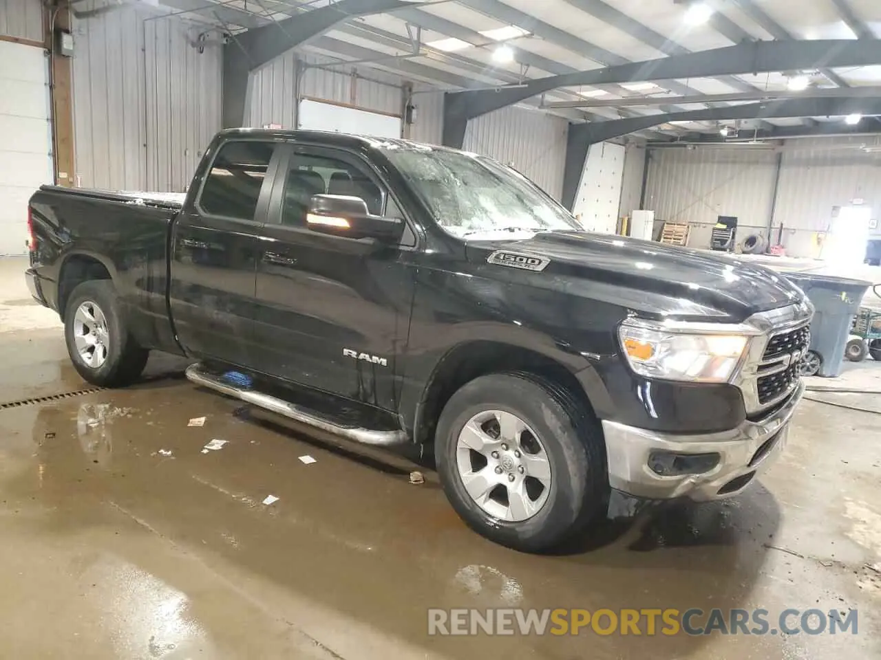 4 Photograph of a damaged car 1C6SRFBT9NN186423 RAM 1500 2022