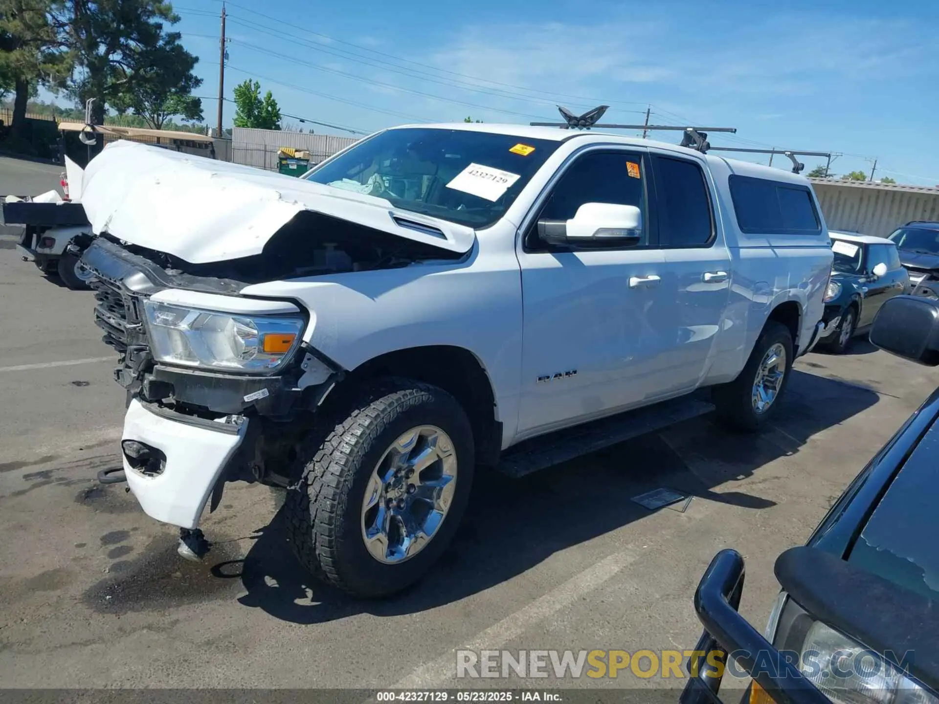13 Photograph of a damaged car 1C6SRFBT9NN397346 RAM 1500 2022
