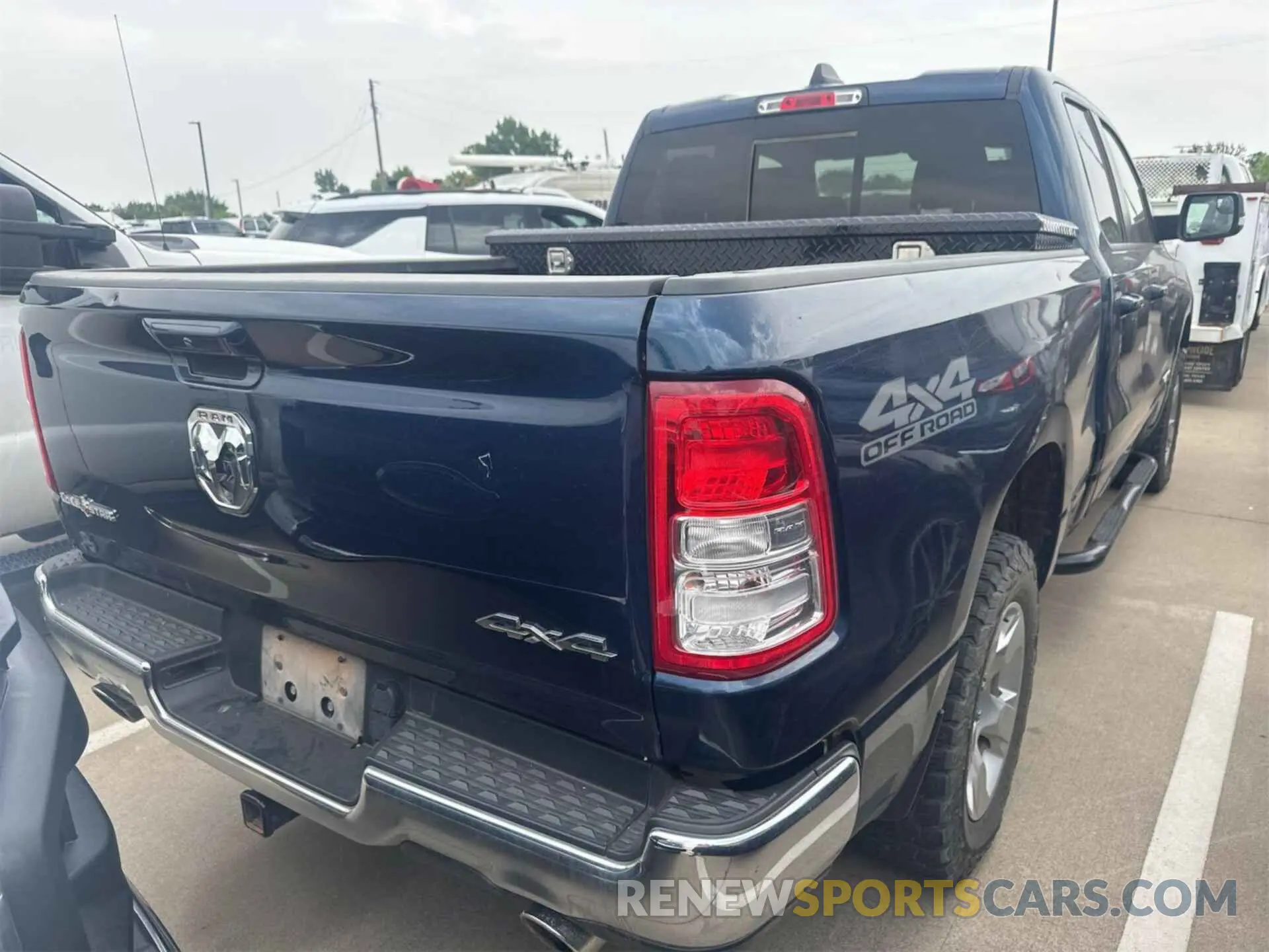 3 Photograph of a damaged car 1C6SRFBTXNN443105 RAM 1500 2022
