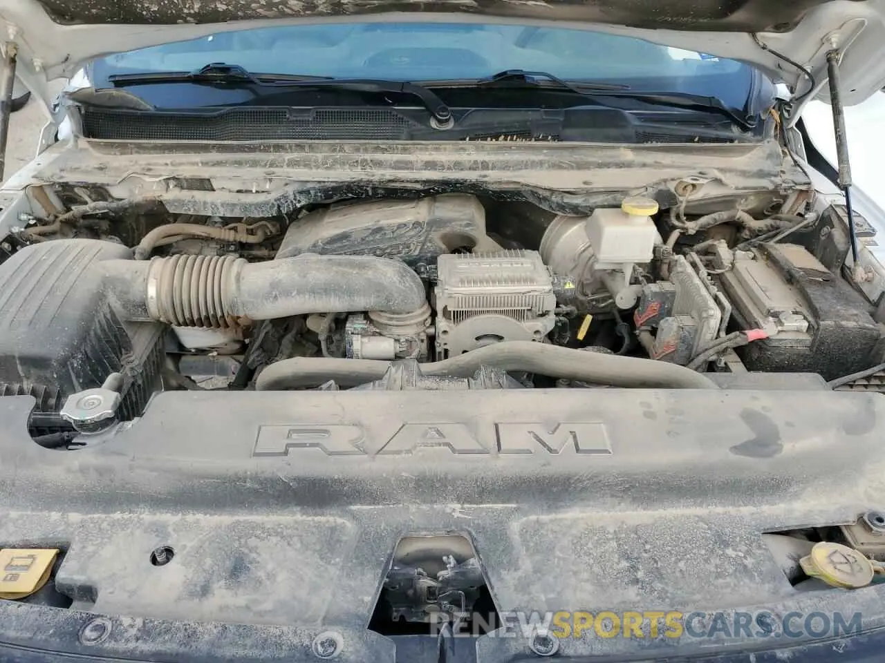 11 Photograph of a damaged car 1C6SRFCT5NN283410 RAM 1500 2022