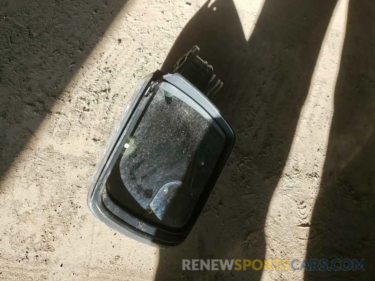 12 Photograph of a damaged car 1C6SRFCTXNN282558 RAM 1500 2022