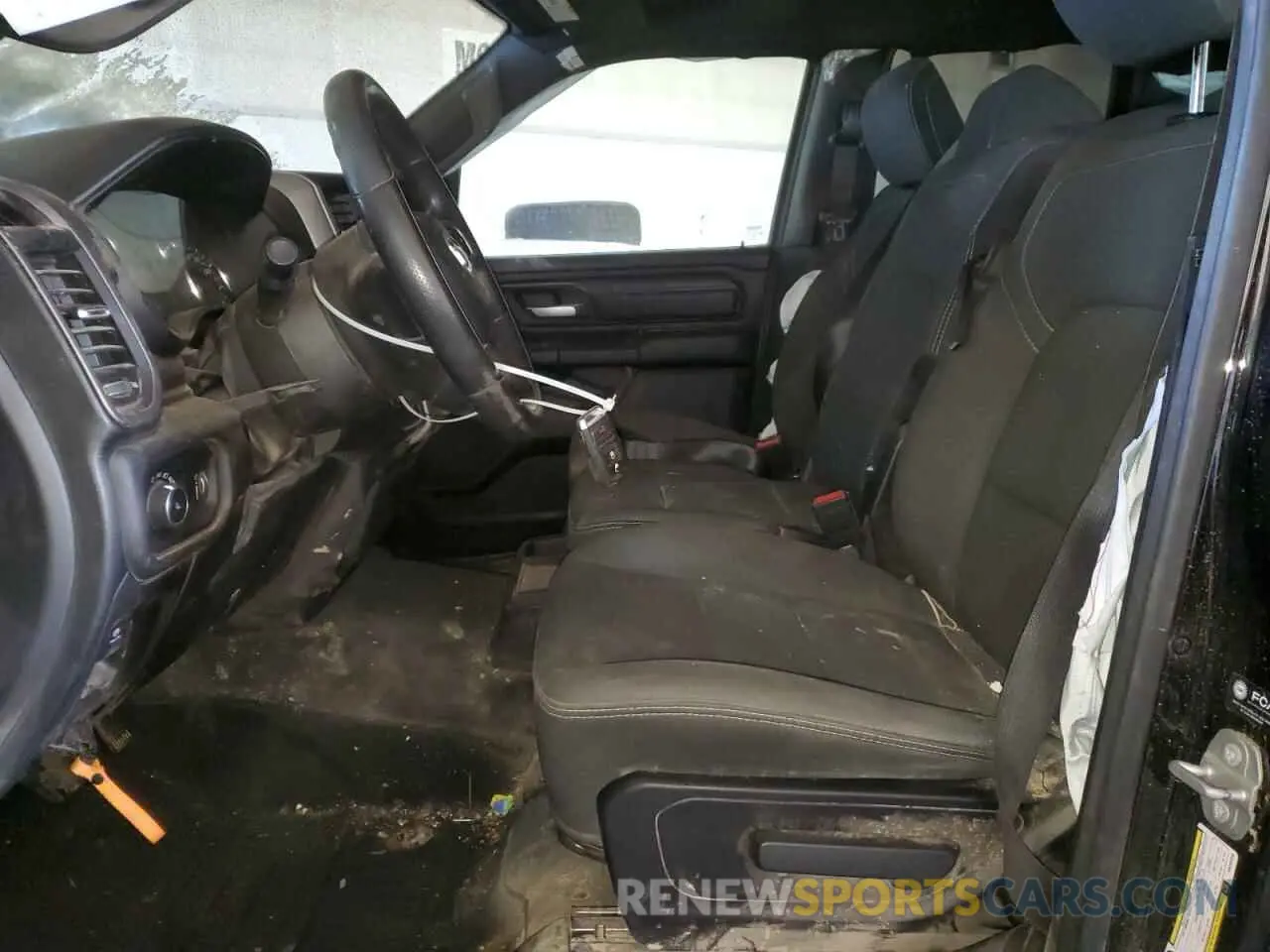 7 Photograph of a damaged car 1C6SRFCTXNN282558 RAM 1500 2022