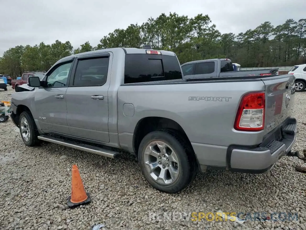 2 Photograph of a damaged car 1C6SRFFT0NN477547 RAM 1500 2022