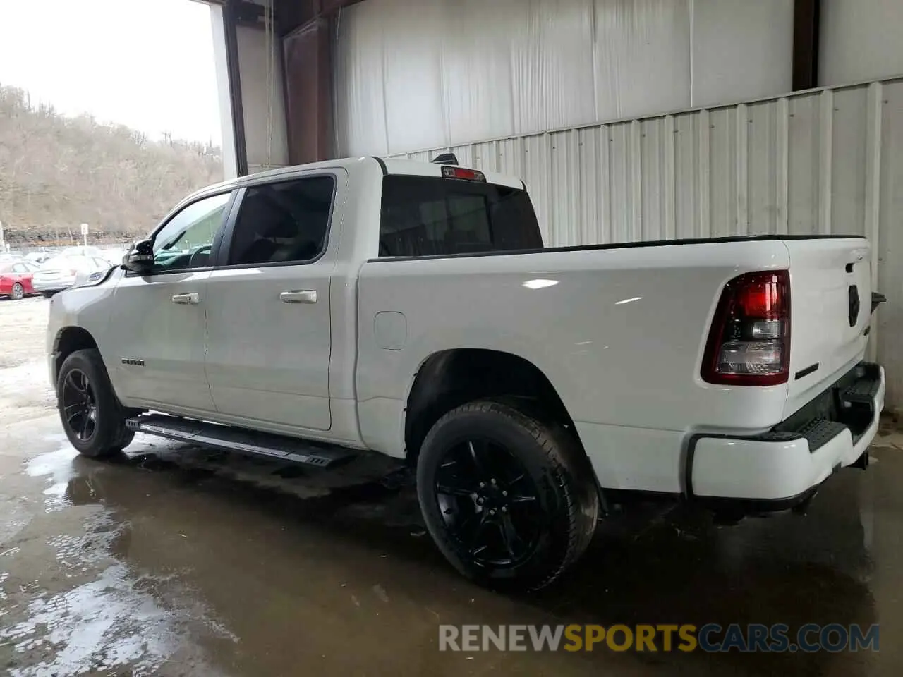 2 Photograph of a damaged car 1C6SRFFT1NN137100 RAM 1500 2022