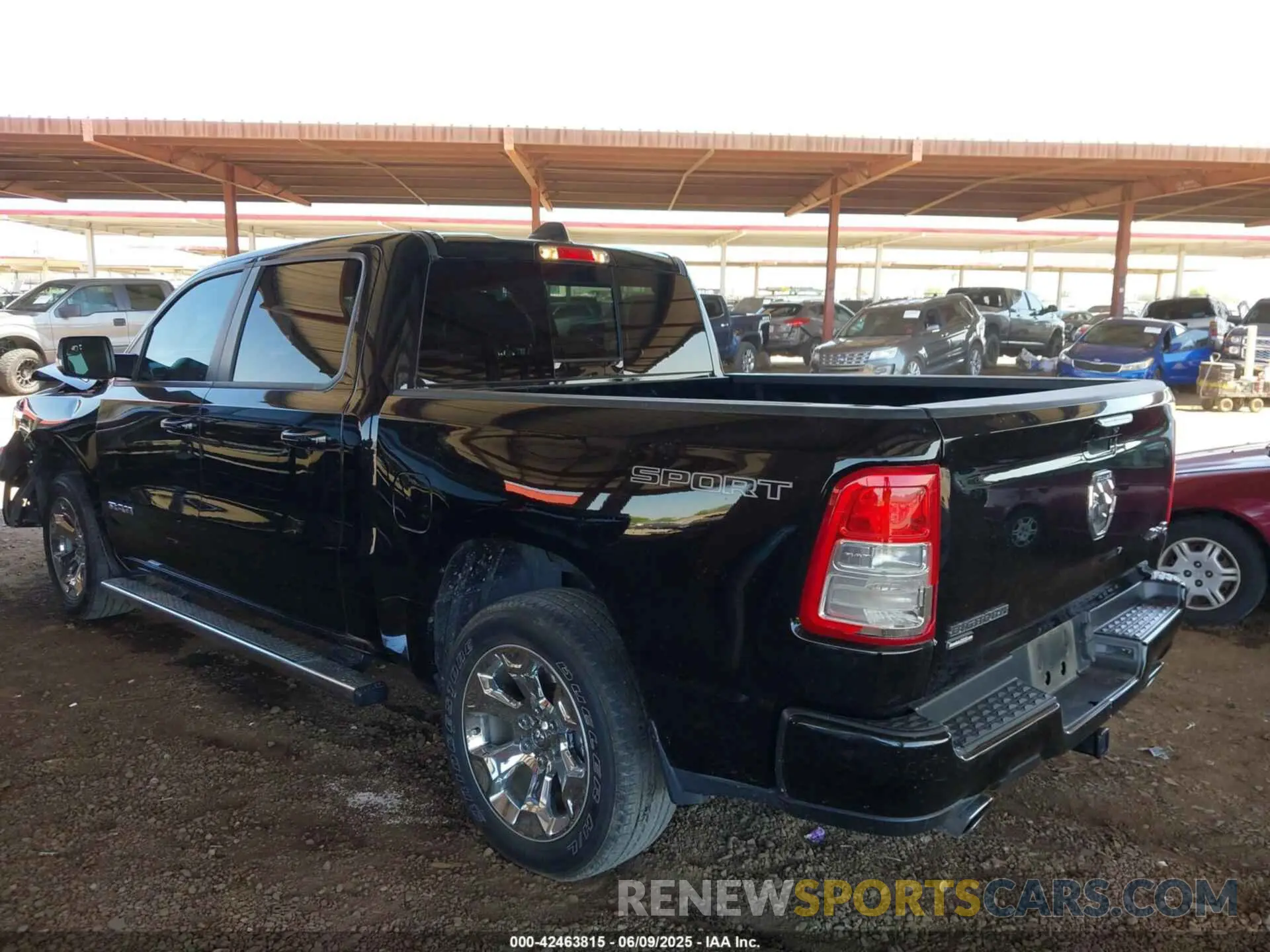 3 Photograph of a damaged car 1C6SRFFT1NN459168 RAM 1500 2022