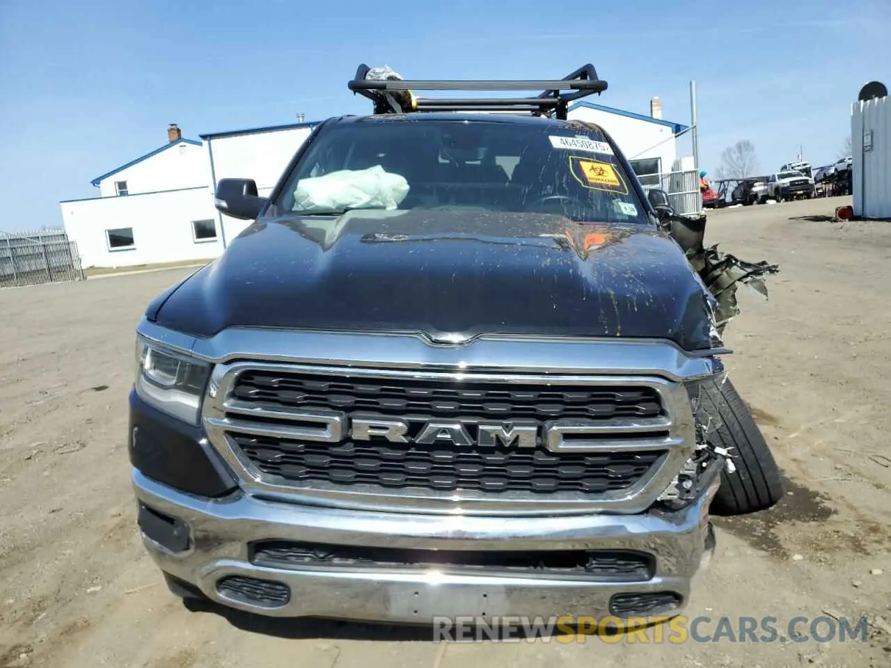 5 Photograph of a damaged car 1C6SRFFT2NN377241 RAM 1500 2022
