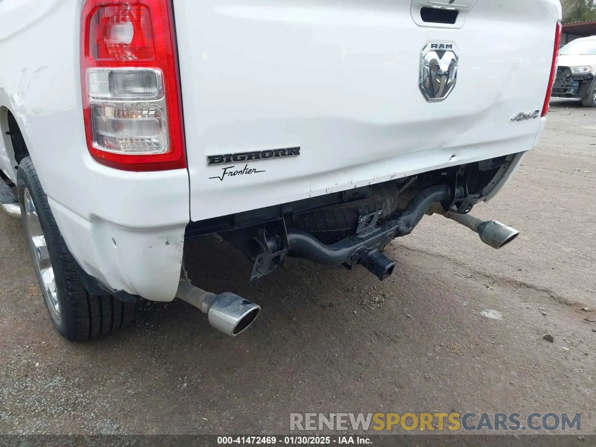 6 Photograph of a damaged car 1C6SRFFT2NN423375 RAM 1500 2022