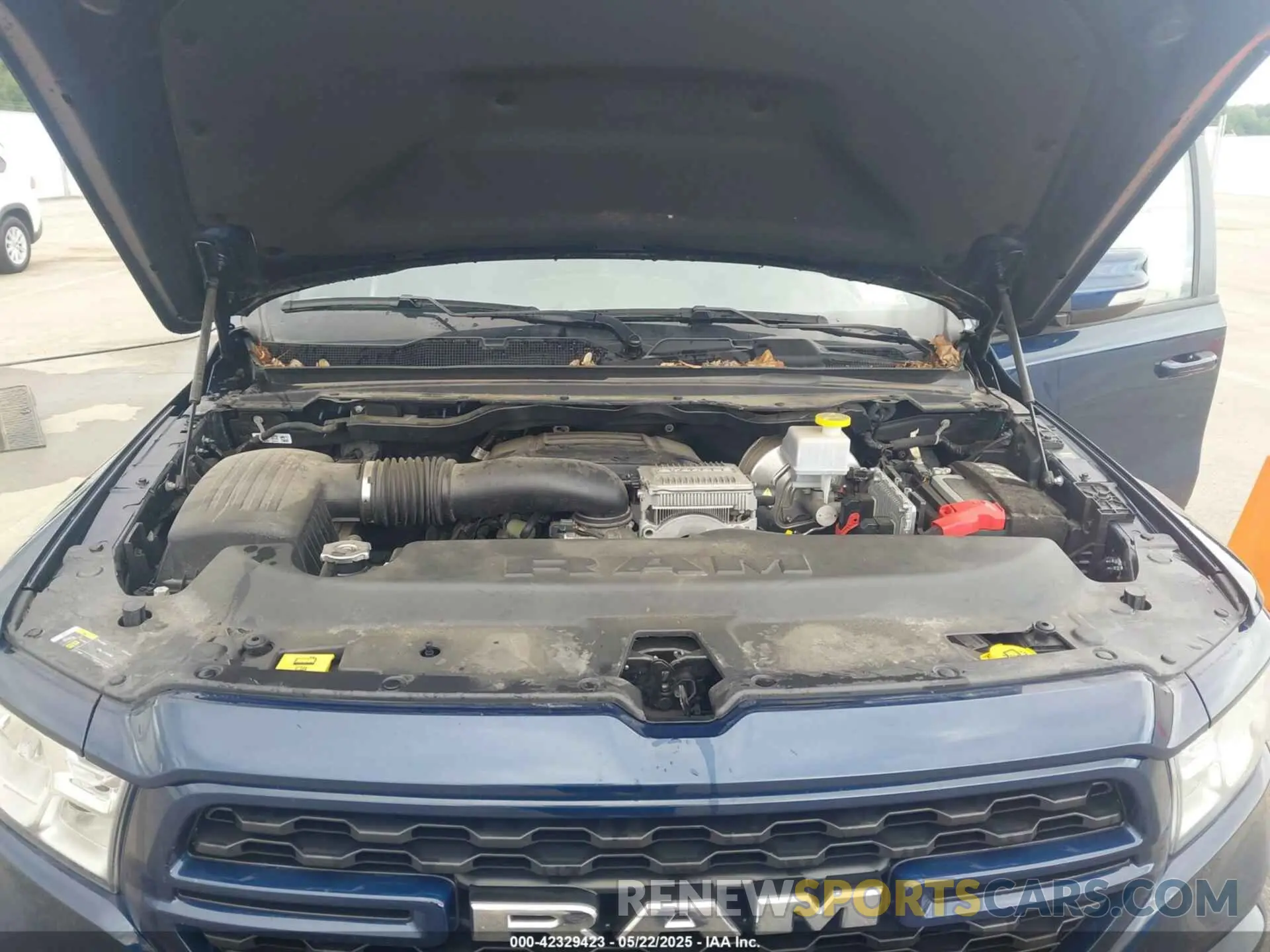 10 Photograph of a damaged car 1C6SRFFT2NN428978 RAM 1500 2022